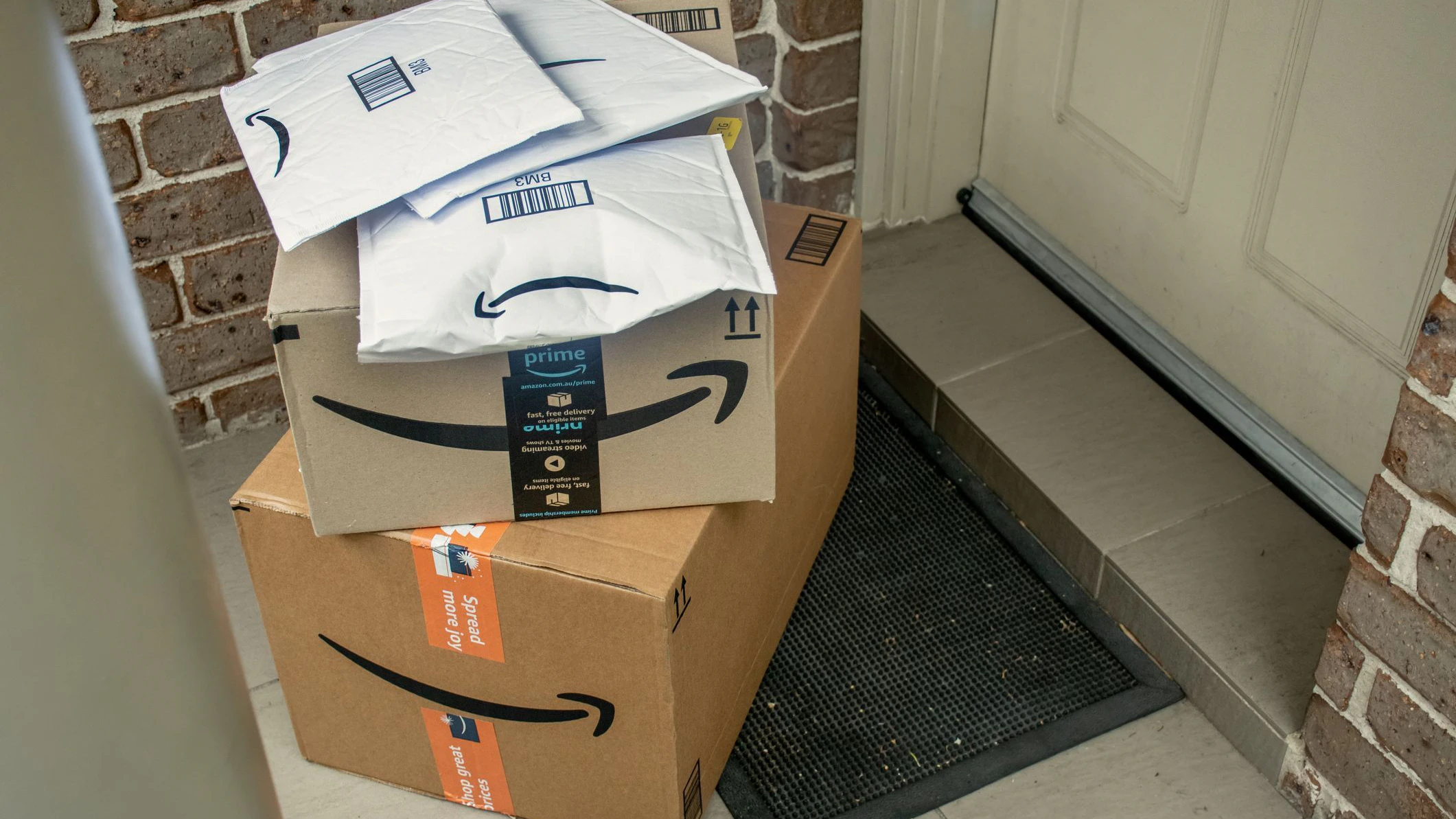 Heute.at - Bücher, Schuhe, Ikea: Das kostet Sie die Paketsteuer