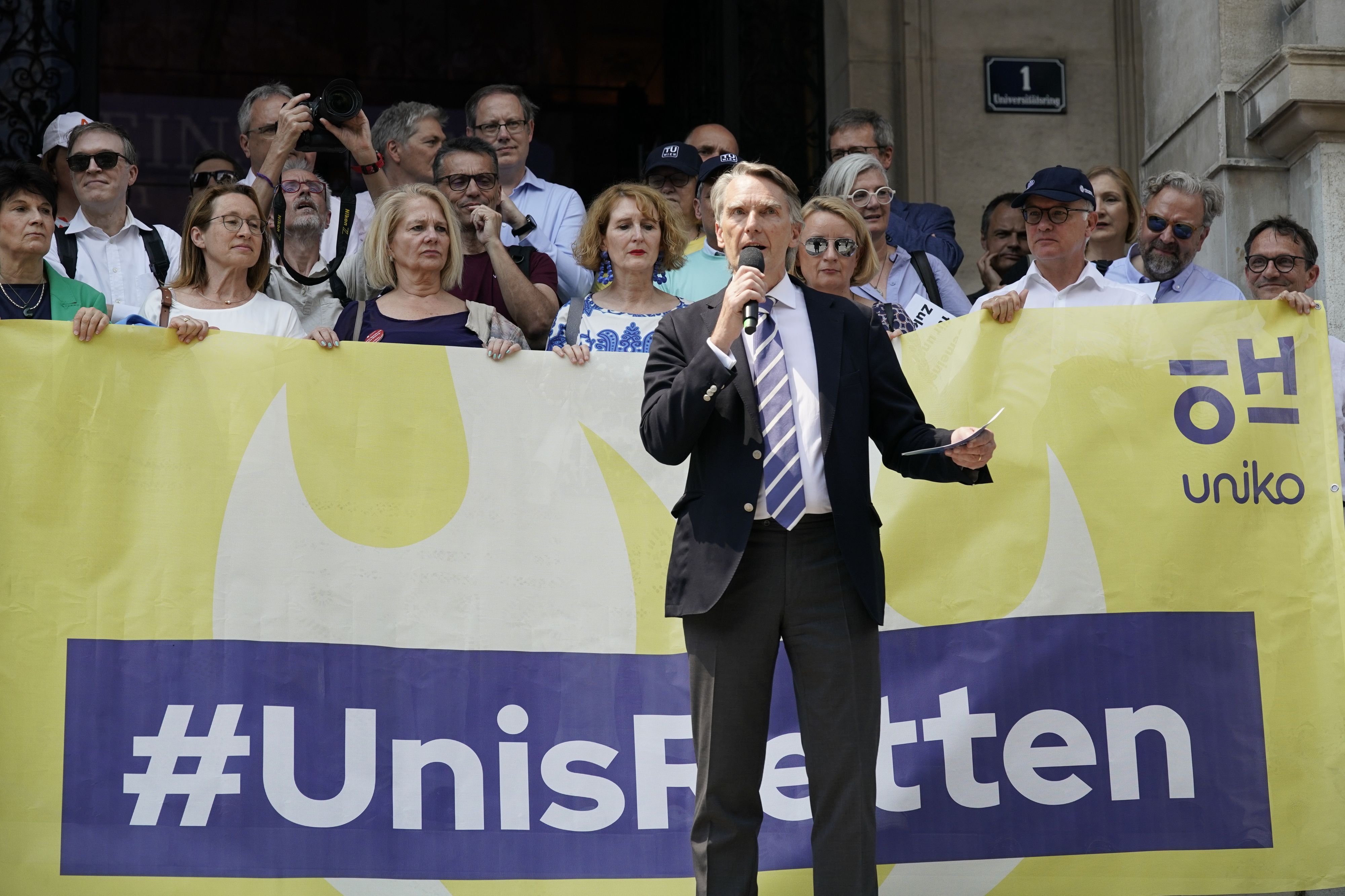 Heute.at - Meine Geduld ist zu Ende: Uni-Rektor rechnet ab