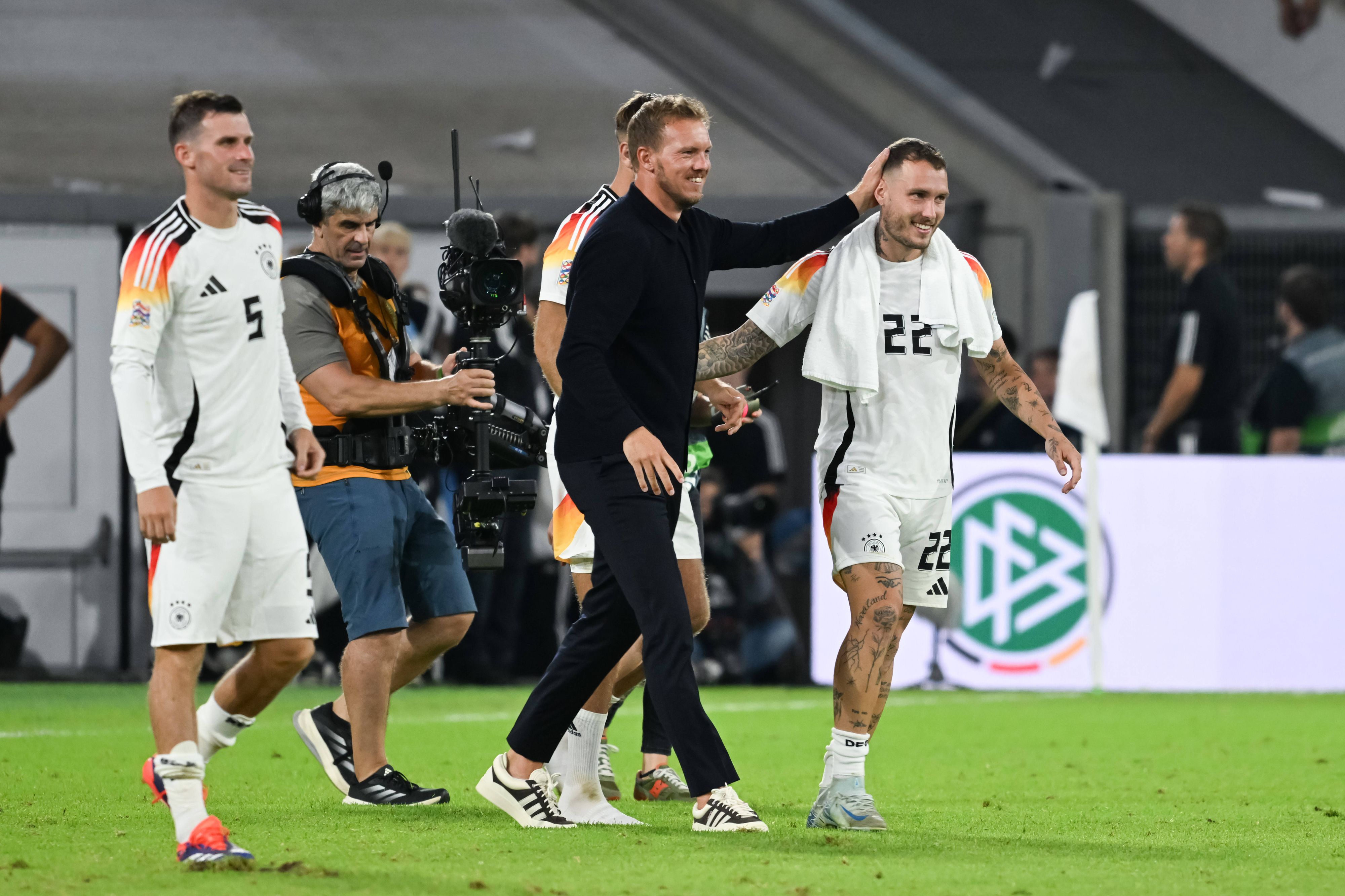 David Raum (r.) und Julian Nagelsmann haben einen Deal.