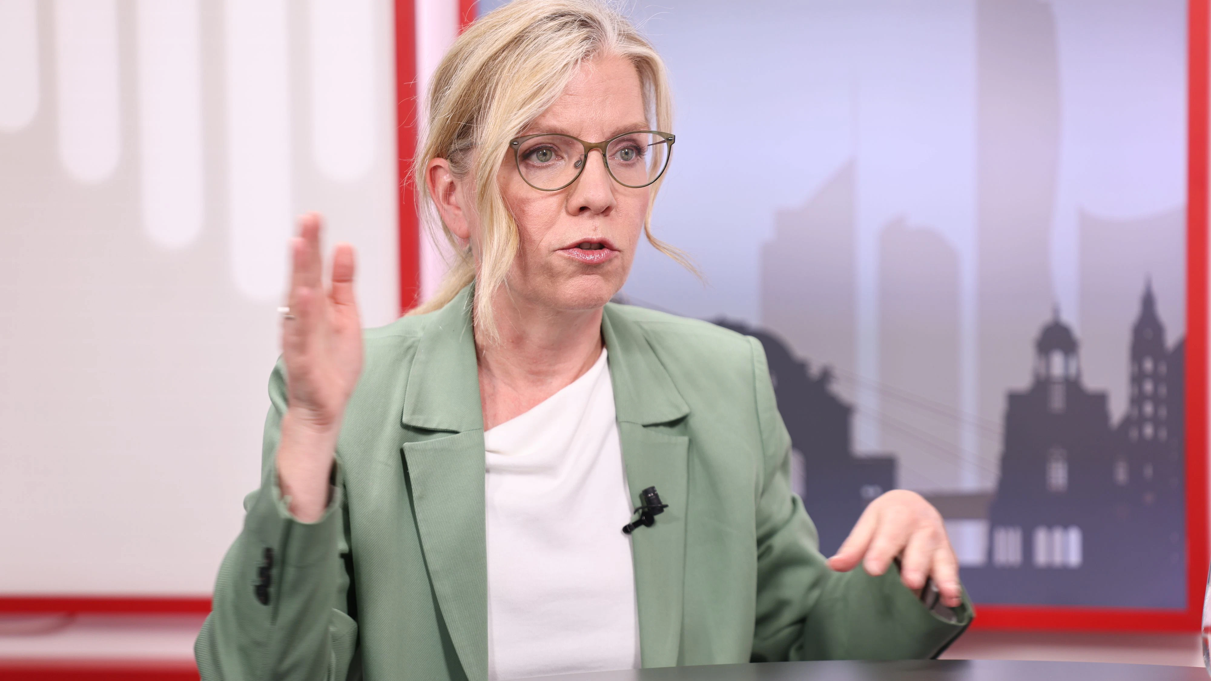Heute.at - Gewessler: Über 10.000 unterschrieben für Hitzeschutz
