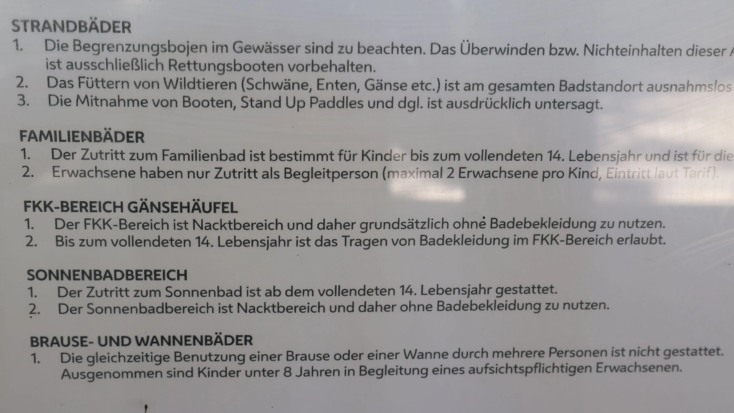 Unter Punkt 3 bei Strandbäder wurde das SUP-Verbot in die Badeordnung aufgenommen.