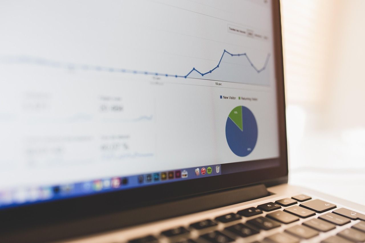 Datenanalyse auf Laptop