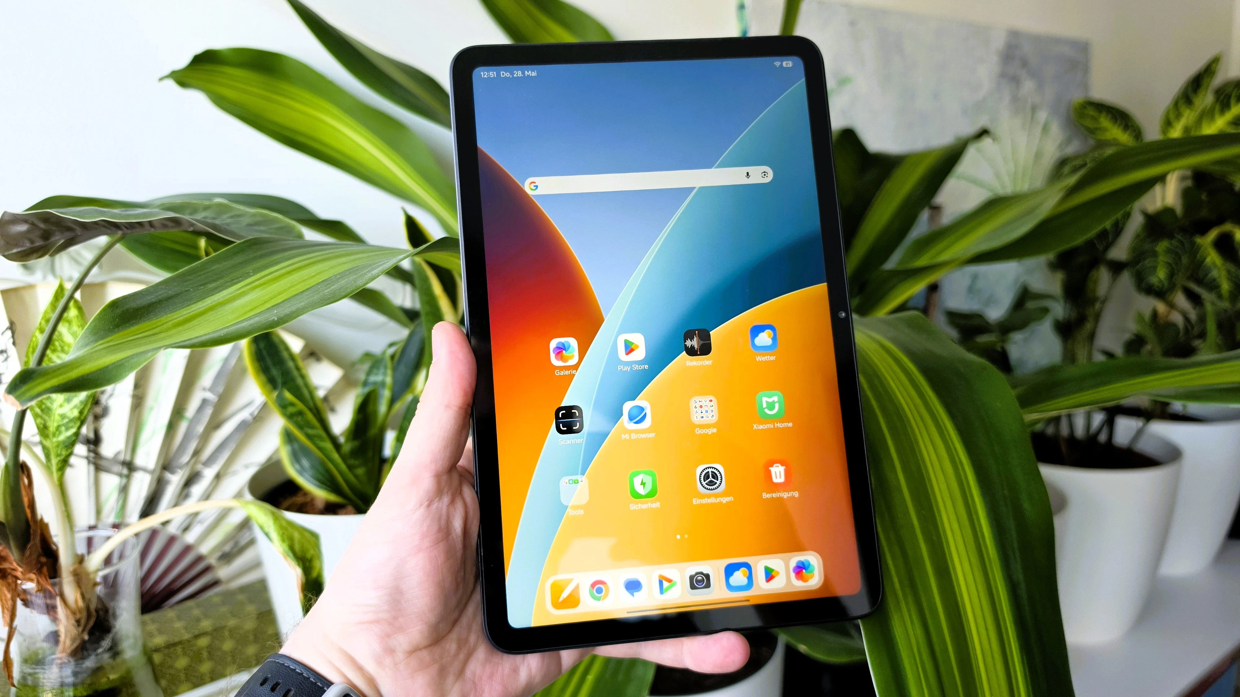 Streaming, Webbrowser, Mails, Office-Arbeiten oder Videotelefonie bringen das Tablet nicht ernsthaft an seine Grenzen.