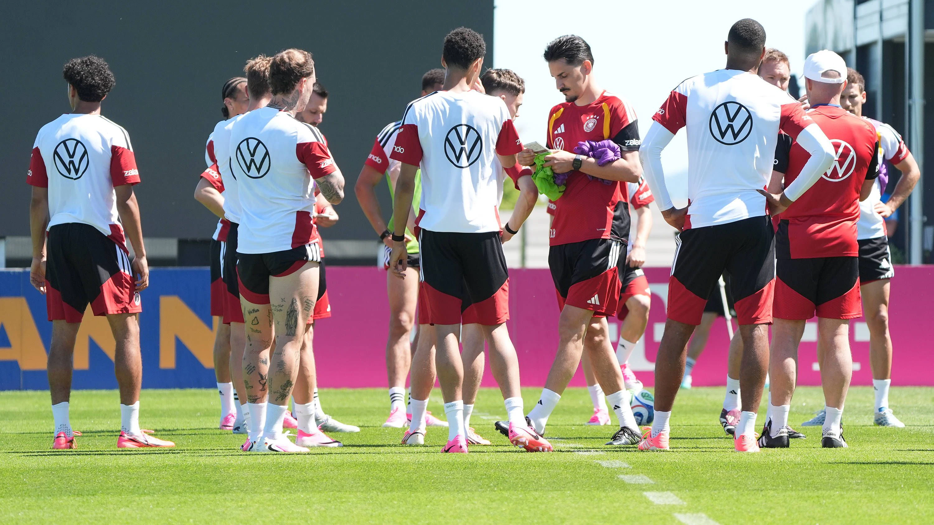 Deutschlands Nationalteam trainiert in Herzogenaurach. 