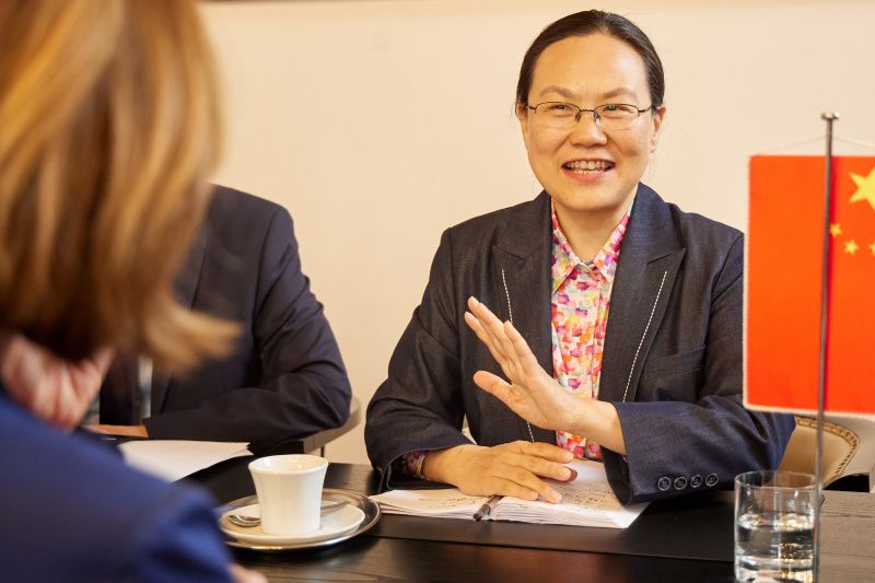 Botschafterin Qi Mei der Volksrepublik China in der Republik Österreich