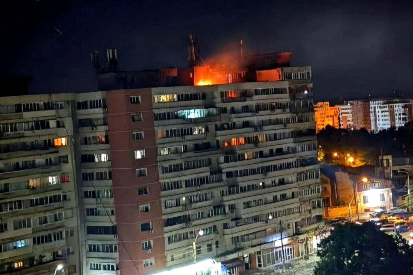 Ende Mai traf eine russische Drohne ein zehngeschossiges Wohngebäude in der rumänischen Stadt Galati nahe der ukrainischen Grenze, zwei Personen wurden verletzt