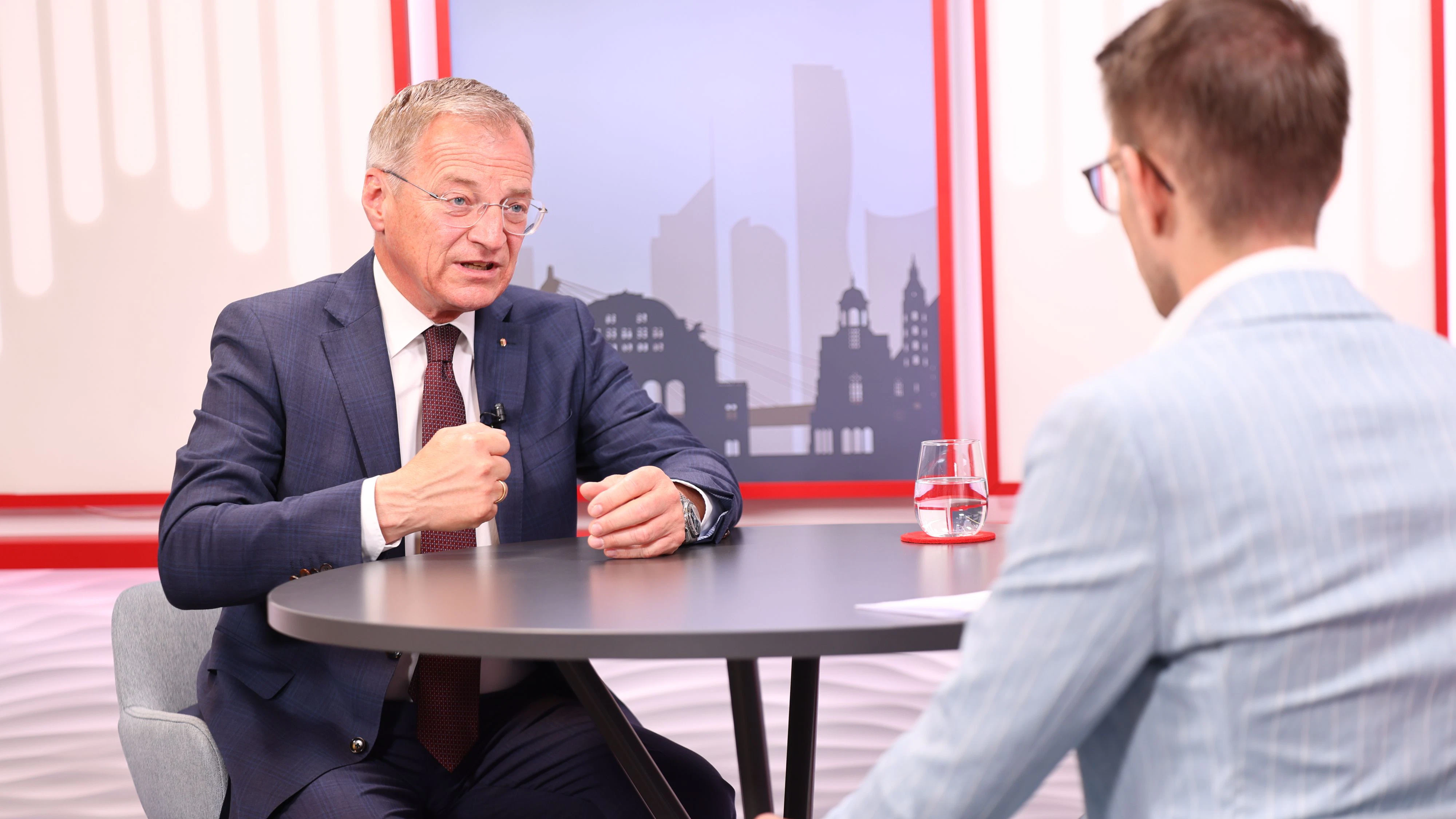 Stelzer: Interview mit "Heute"-CR Oistric