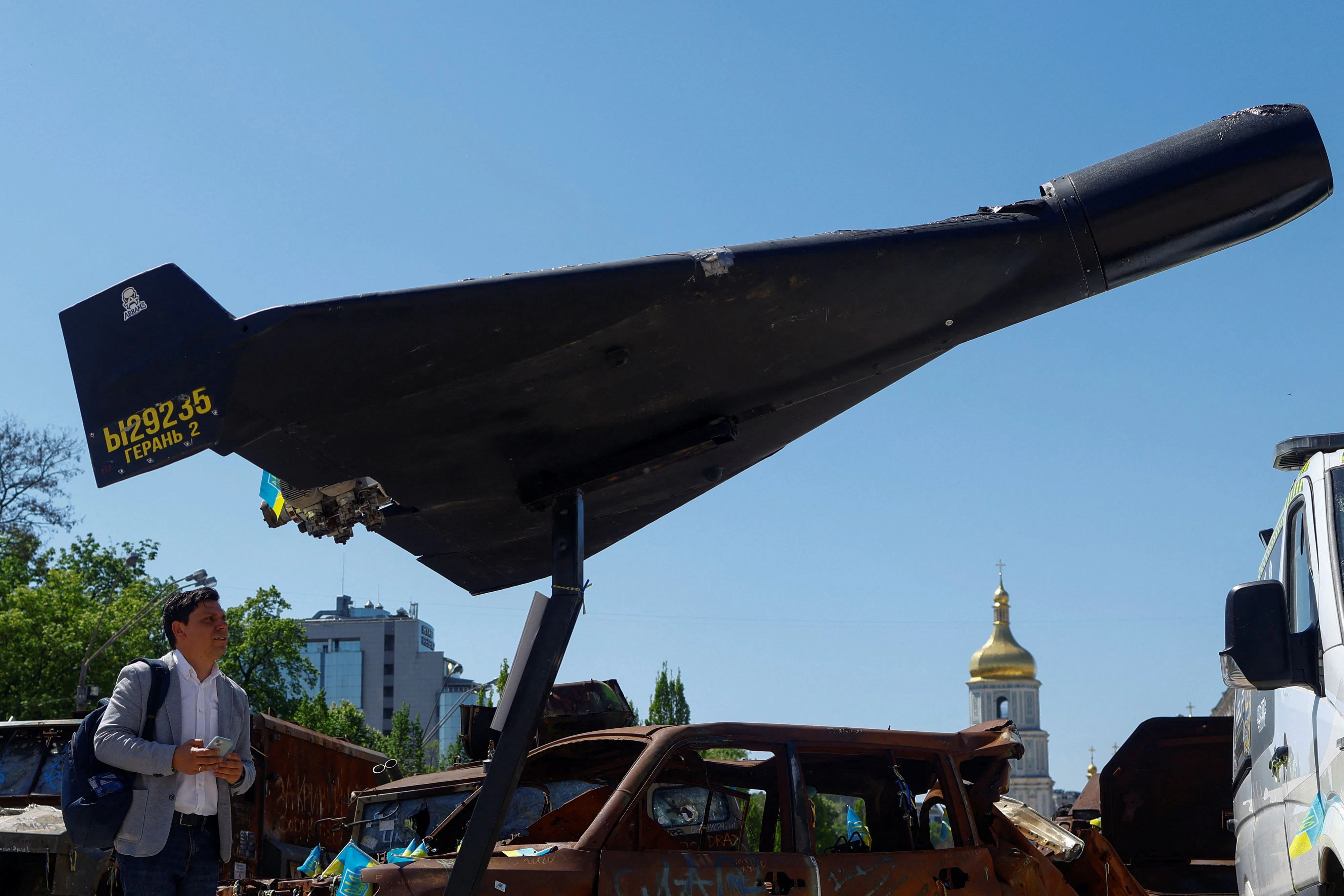 Solch eine russische Geran-2-Kamikaze-Drohne soll in Rumänien eingeschlagen sein