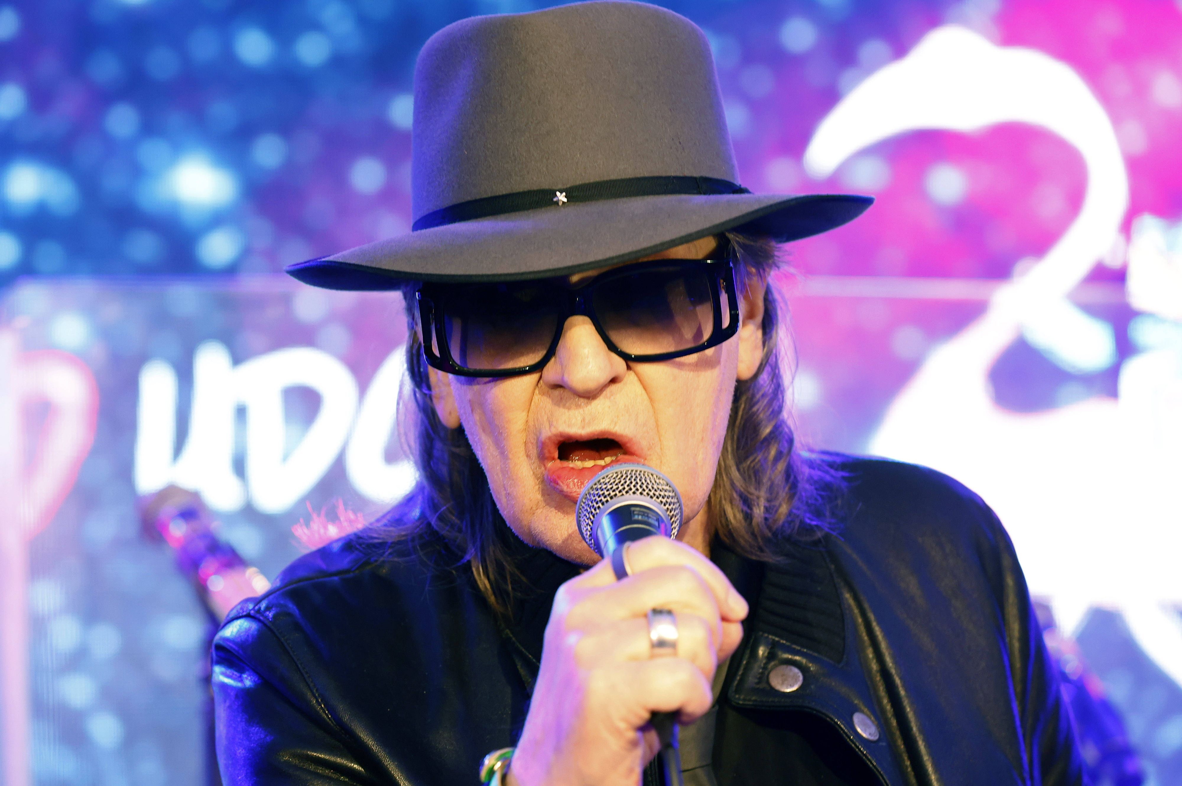 Udo Lindenberg ist im Krankenhaus.