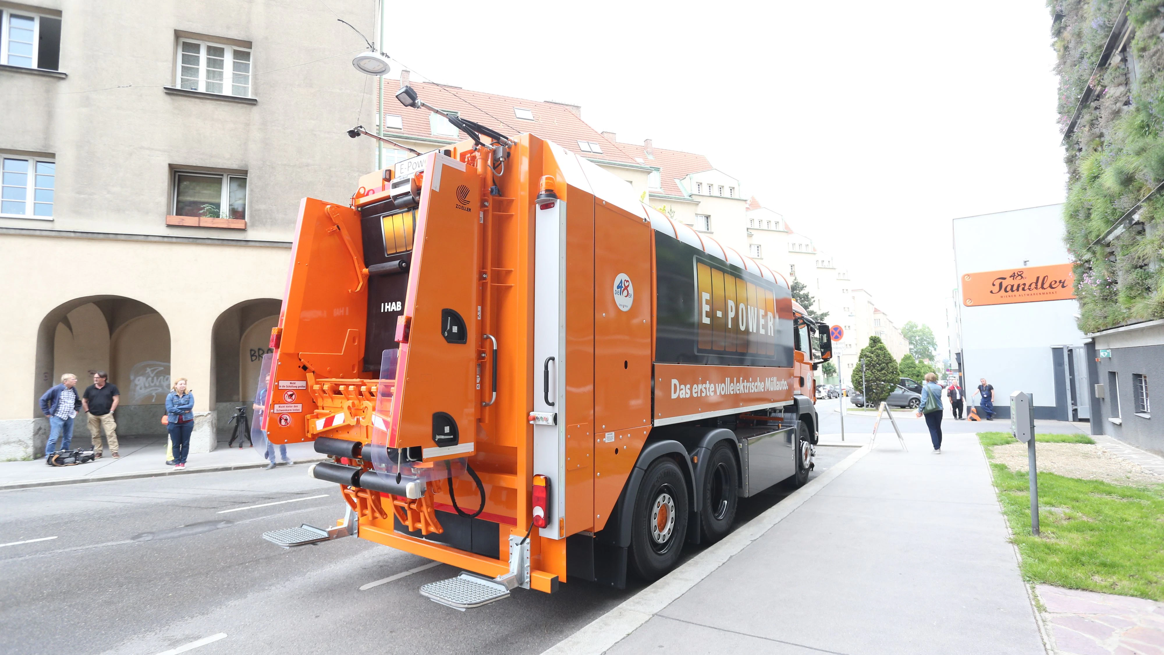 Auch die Gebühren für die Müllabfuhr der MA 48 könnten bald steigen.