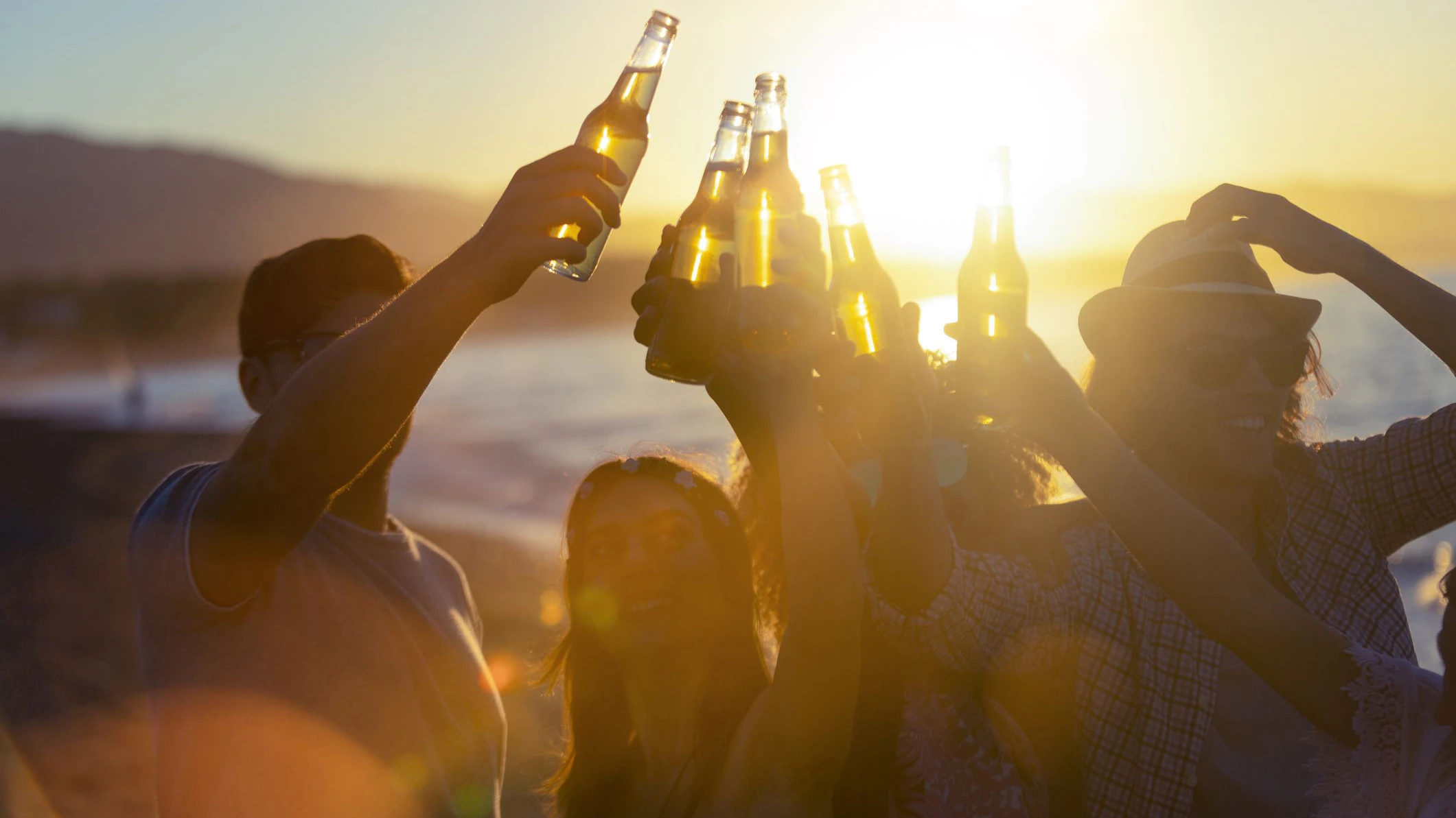 Einige Gemeinden führen Verkaufsverbote für Alkohol zu gewissen Uhrzeiten ein. (Symbolbild)