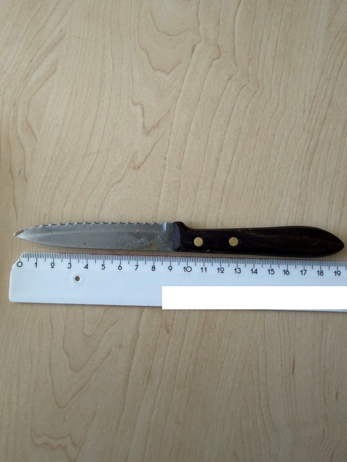 Die Polizei stellte das mutmaßliche Tatwerkzeug sicher. 