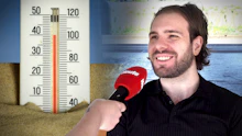 "Bleibe im Bett!" Mann hat ultimative Anti-Hitze-Taktik