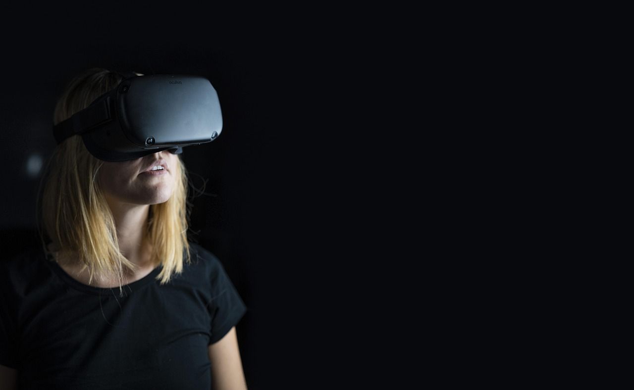 Moderne VR-Technologie und Metaverse-Innovation