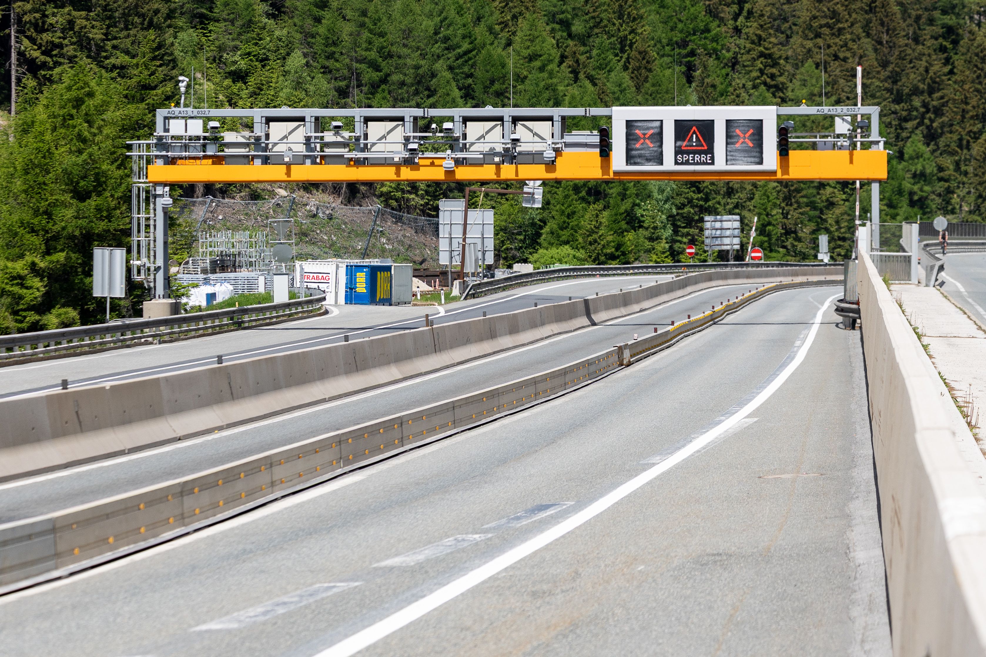 Heute.at - Tote Hose – Chaos bei Brenner-Demo bleibt aus