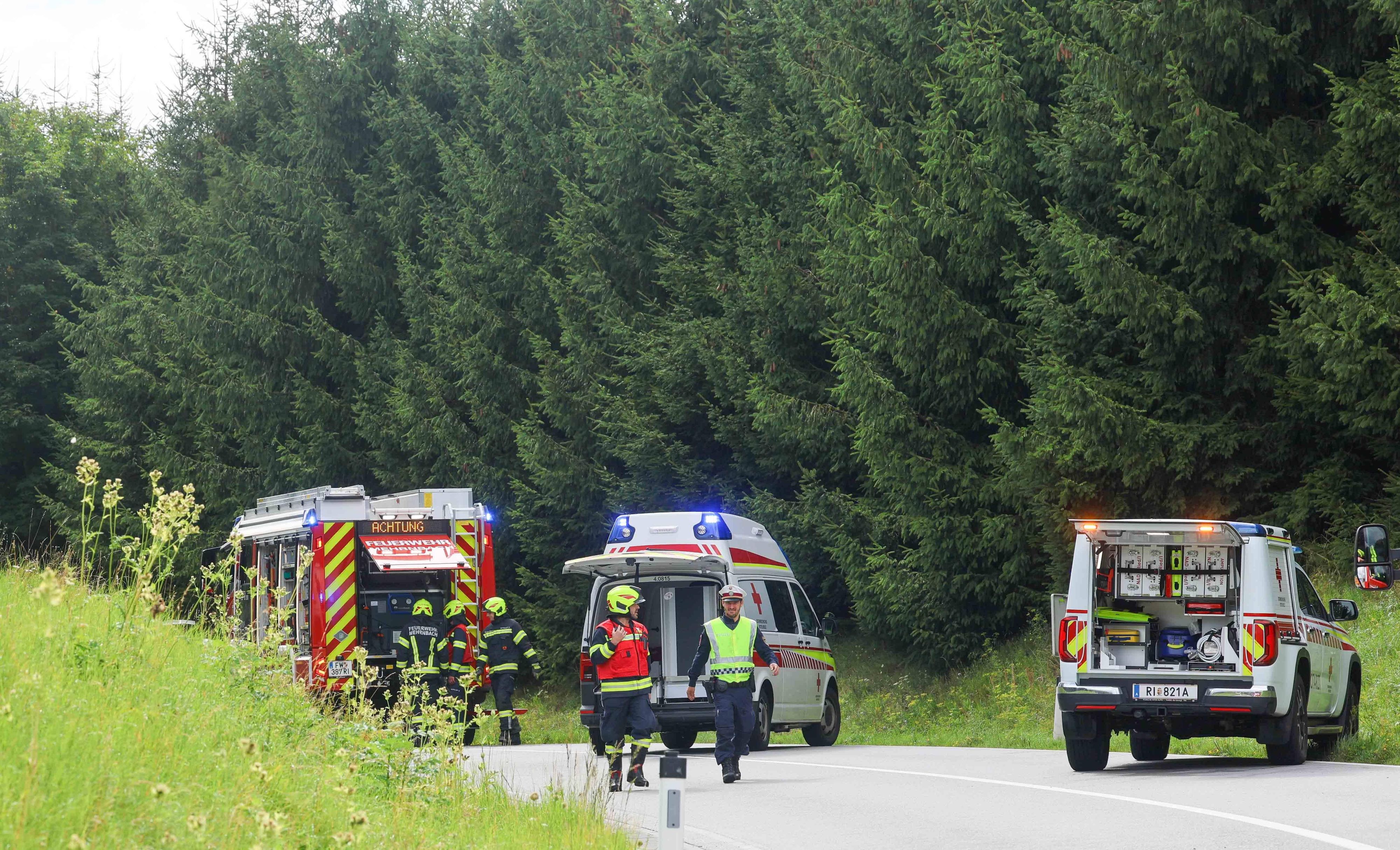 Heute.at - Biker in Waldstück geschleudert – Mann (30) sofort tot