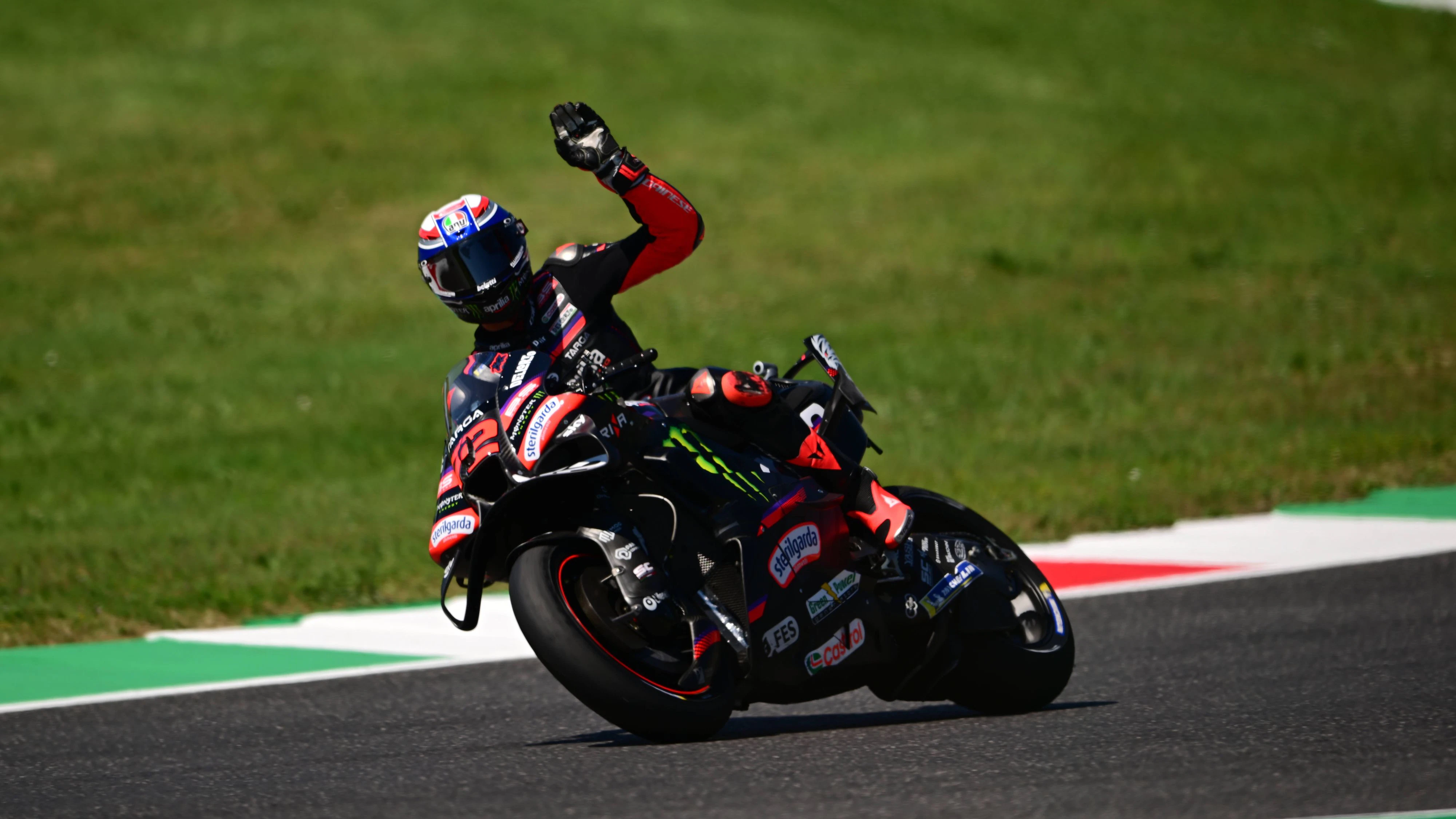 Heute.at - Bezzecchi schenkt Aprilia Premierensieg bei Heimrennen