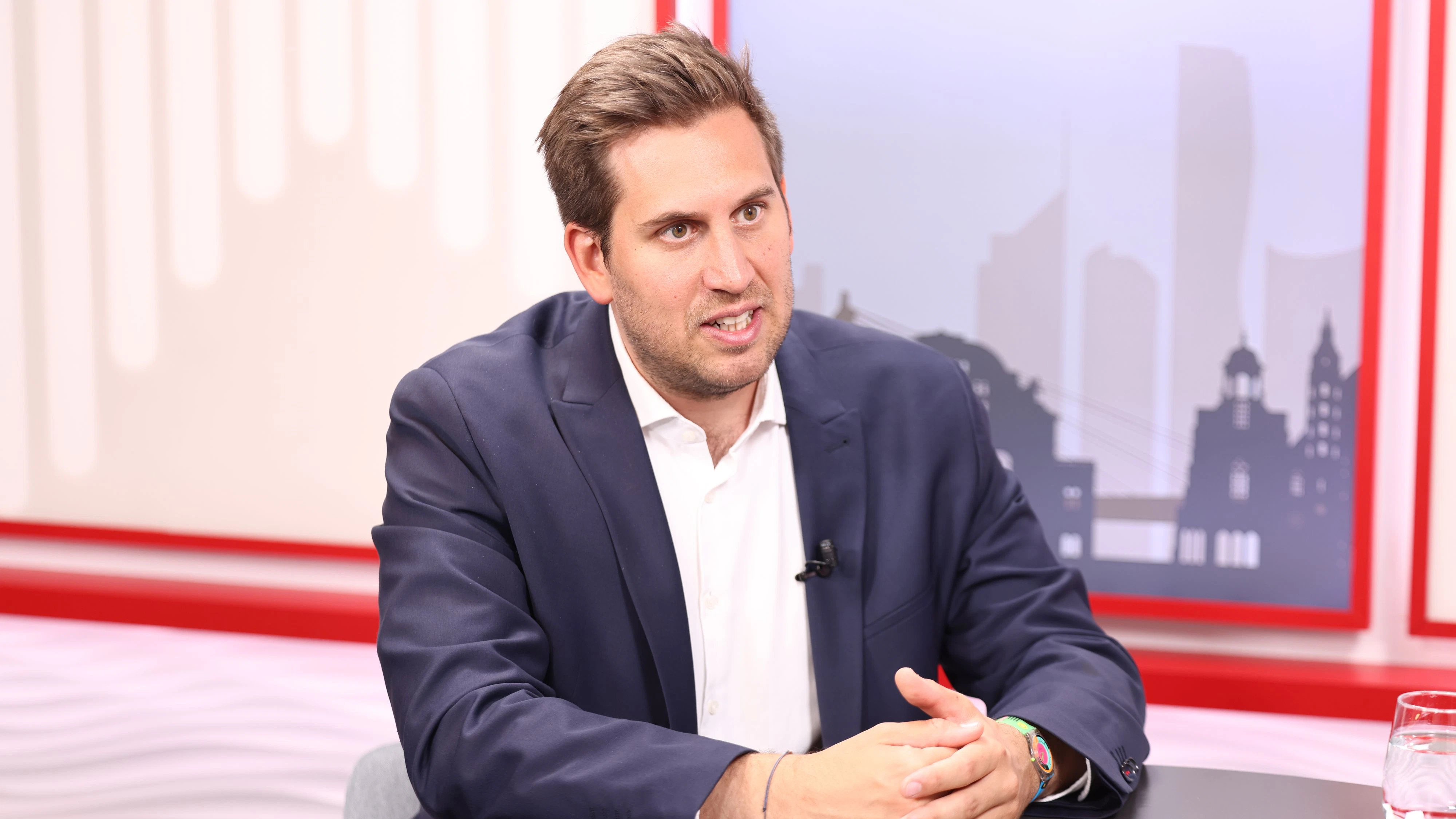 Digitalisierungsstaatssekretär Alexander Pröll (ÖVP) sucht direkten Draht zu Bürgern und startet eine persönliche Stprechstunde.