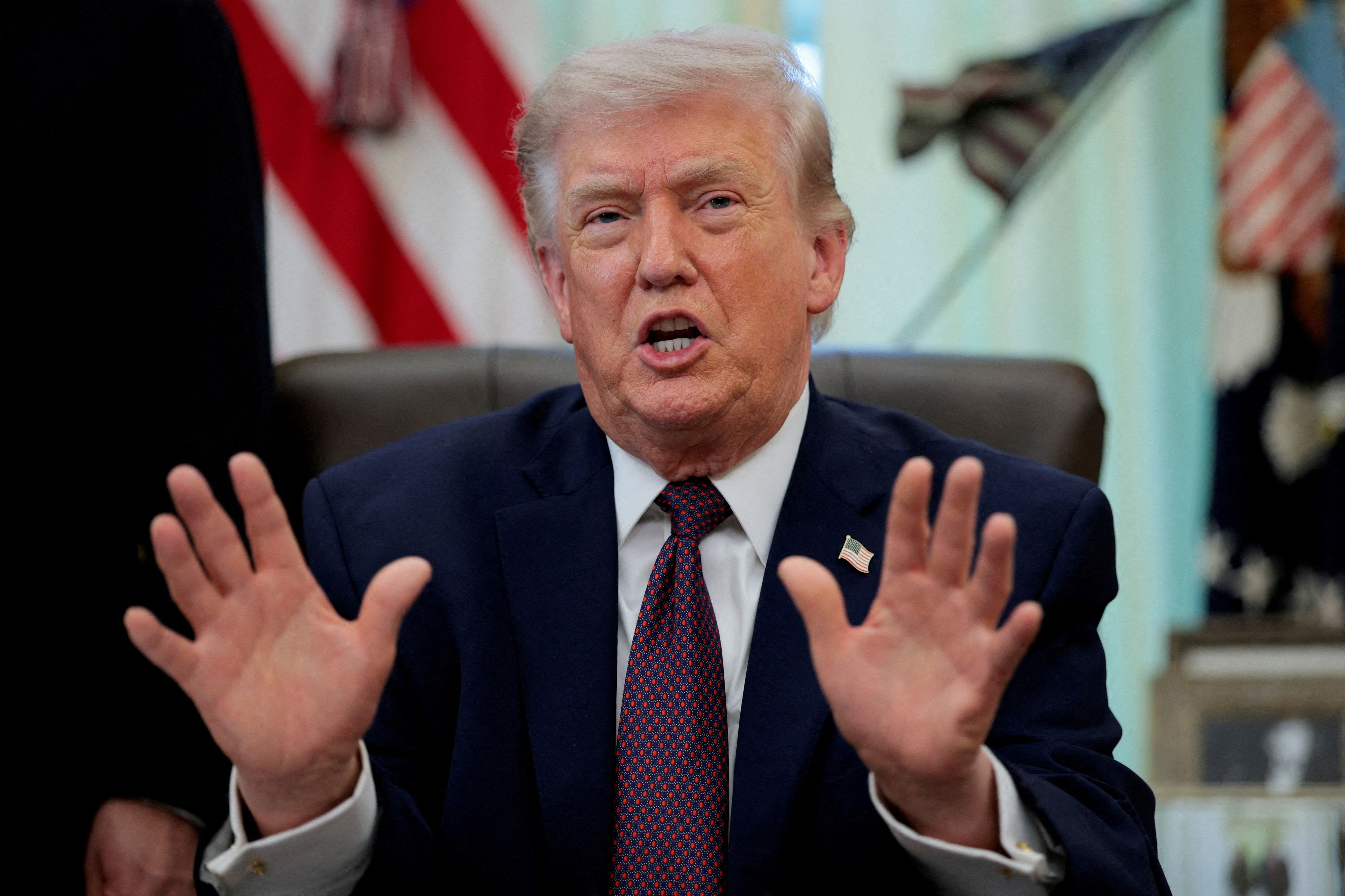 Heute.at - Neue Trump-Website erklärt Migranten zu Aliens