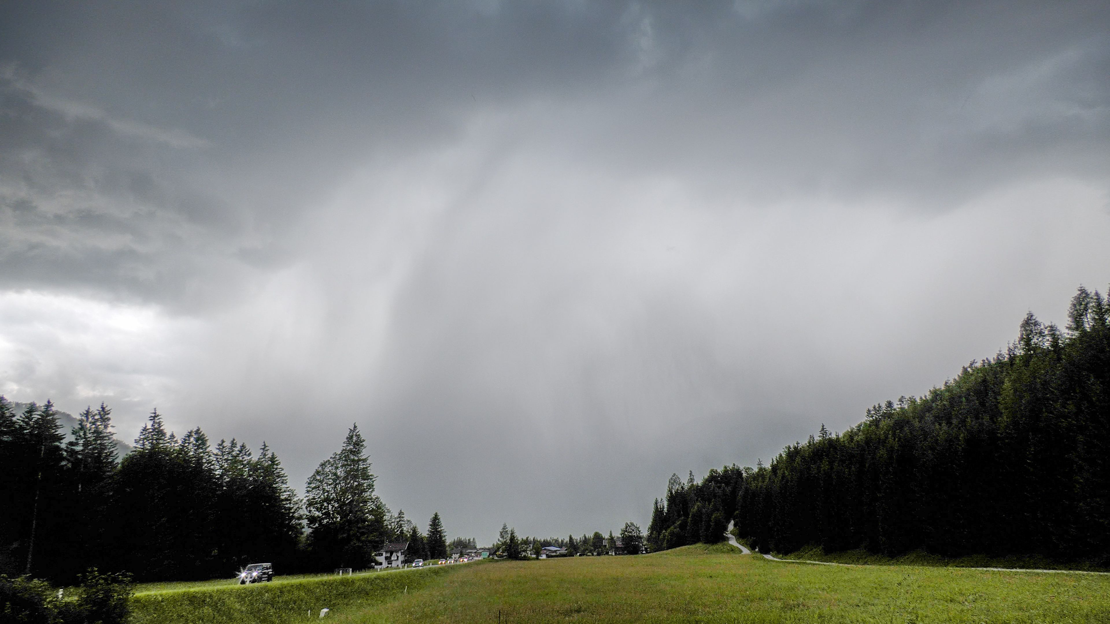 Heute.at - Hagel, Sturm und Fluten! Unwetter-Alarm in Österreich