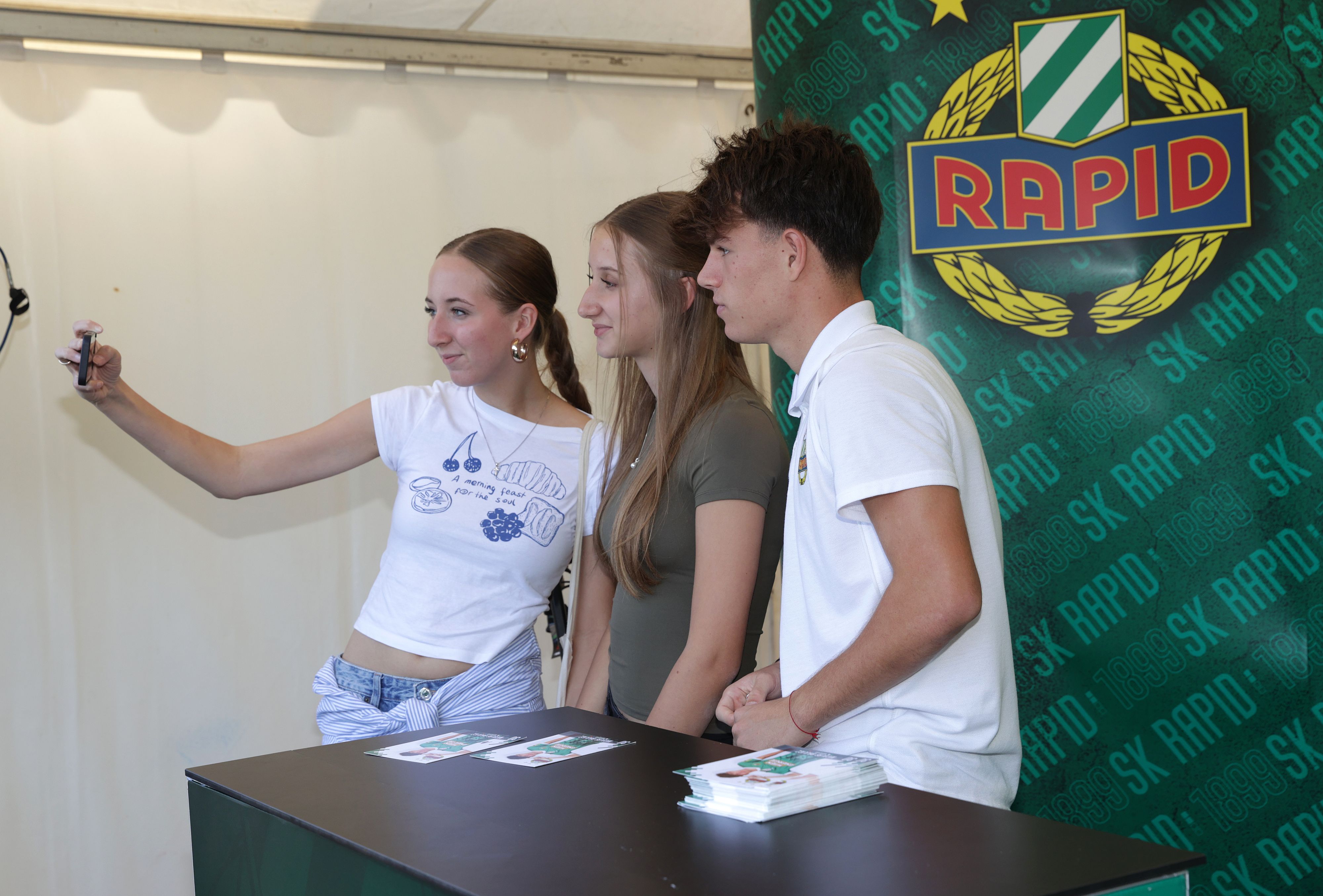 Heute.at - Rapid kauft Spieler ein Jahr nach Abgang wieder zurück