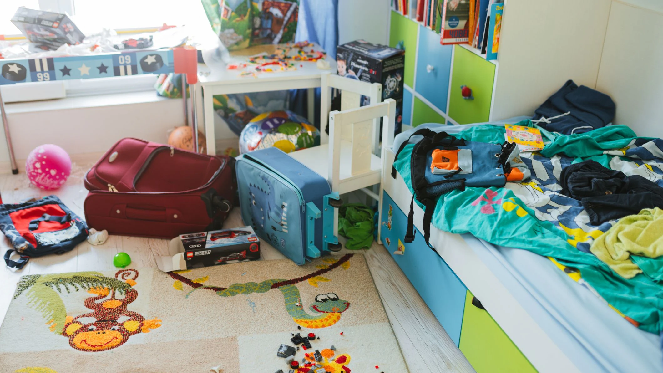Unordentliche Kinderzimmer gelten als einer der häufigsten Streitpunkte in Familien.