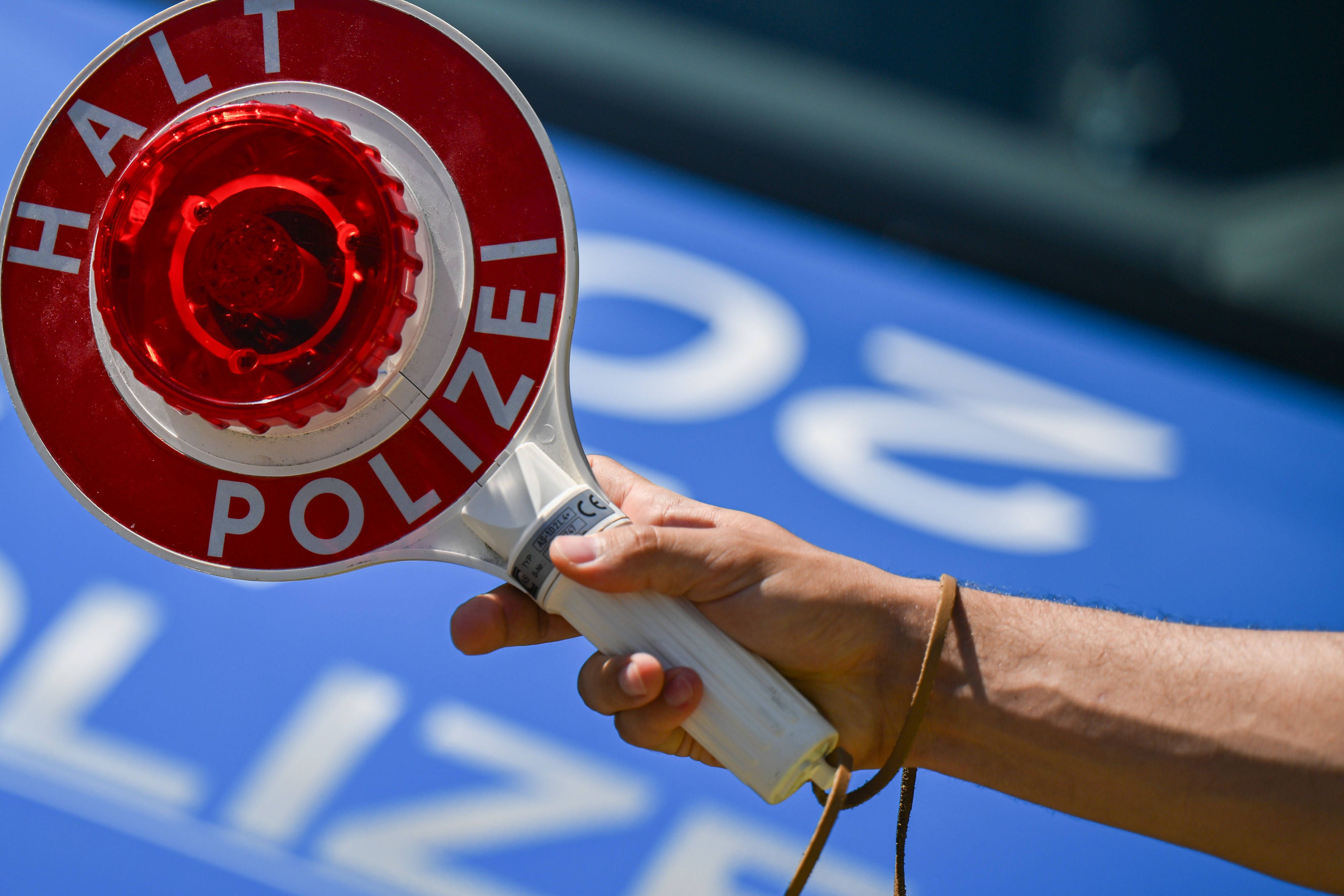 Eine absurde Polizeikontrolle in Berlin sorgt für Kopfschütteln.