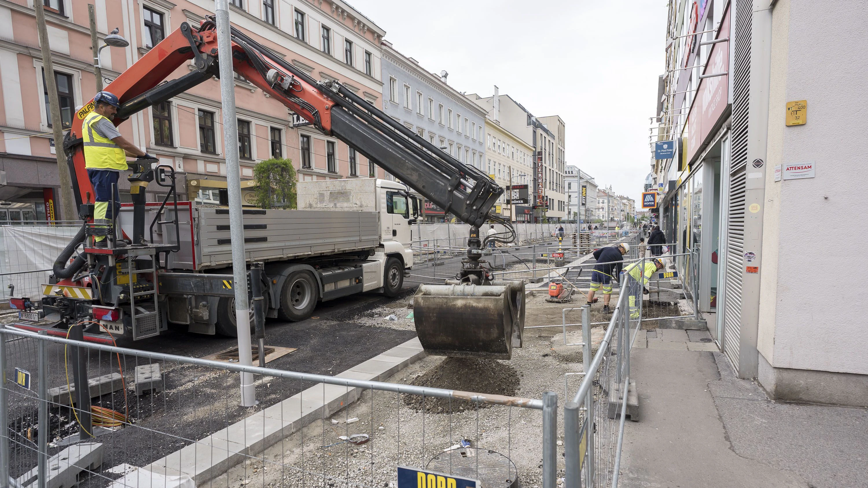 So sieht die Baustelle auf der Favoritenstraße derzeit aus.