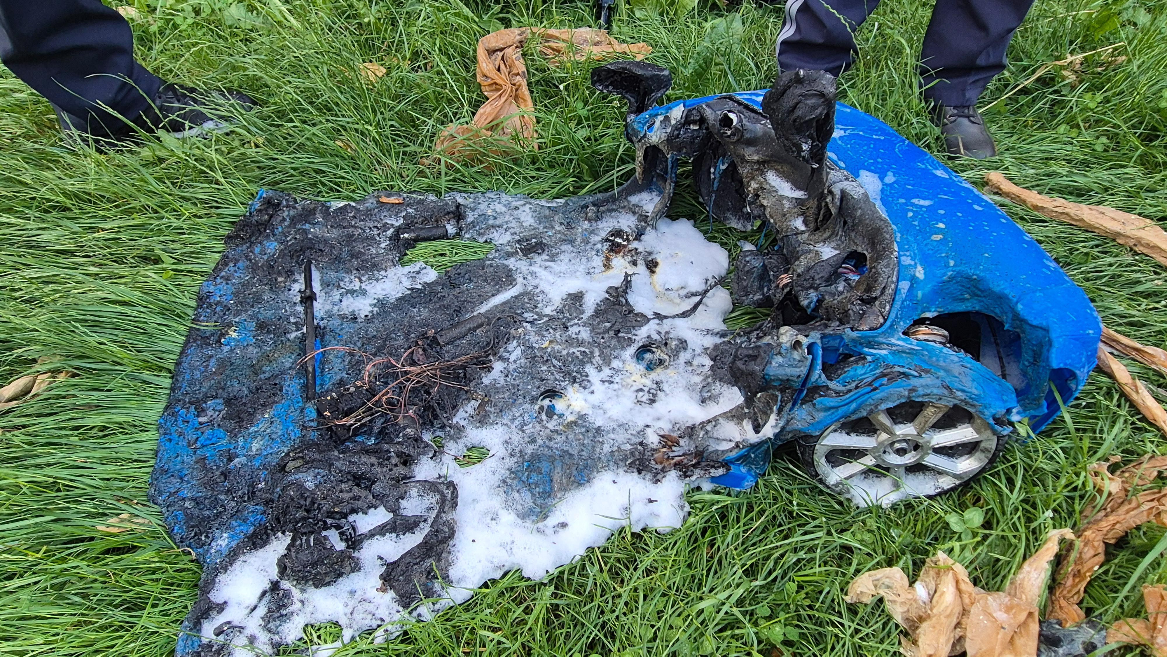  Volders-Feuerwehreinsatz nach Akkubrand bei Spielzeugauto in Garage-Fotocredit: ZOOM.TIROL 