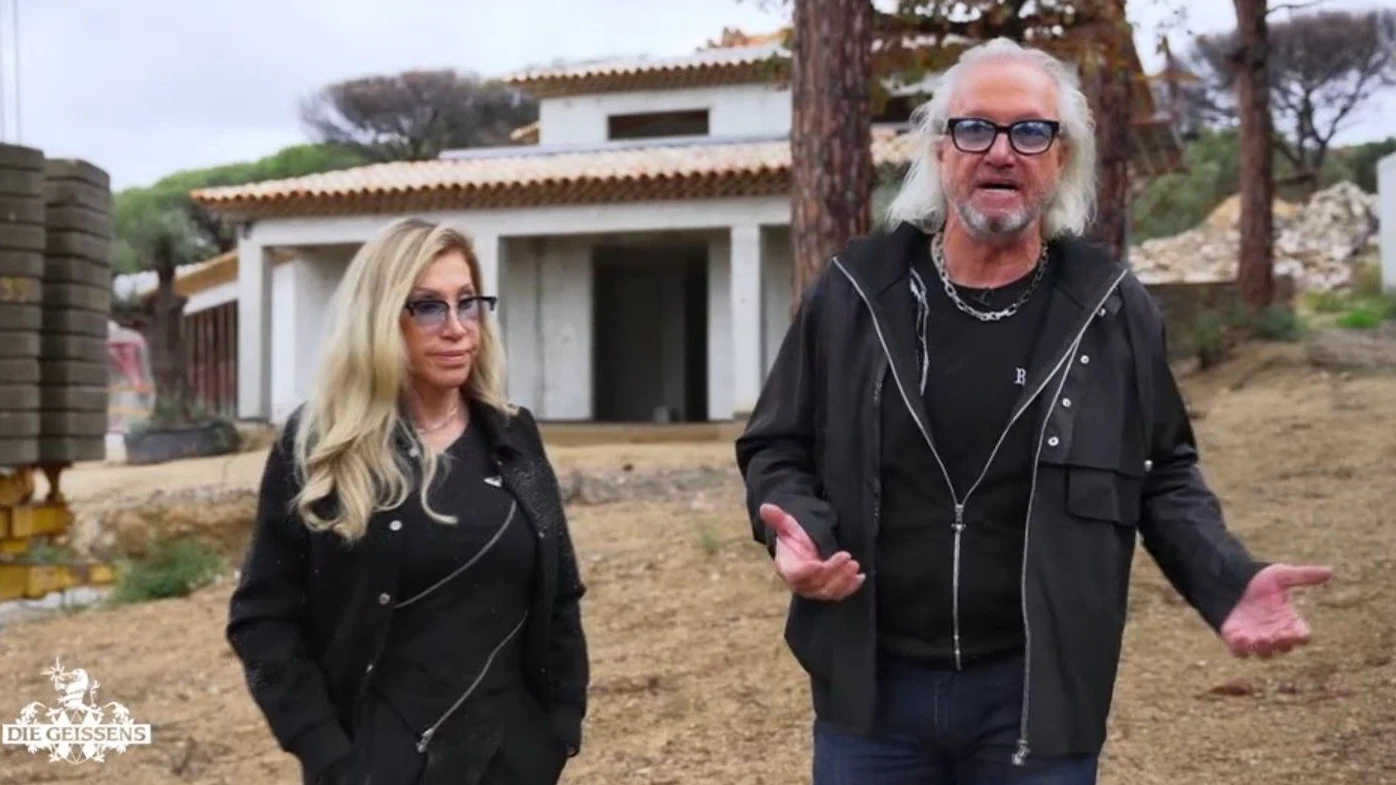 In Saint-Tropez wagen die Geissens ein millionenschweres Bauprojekt.