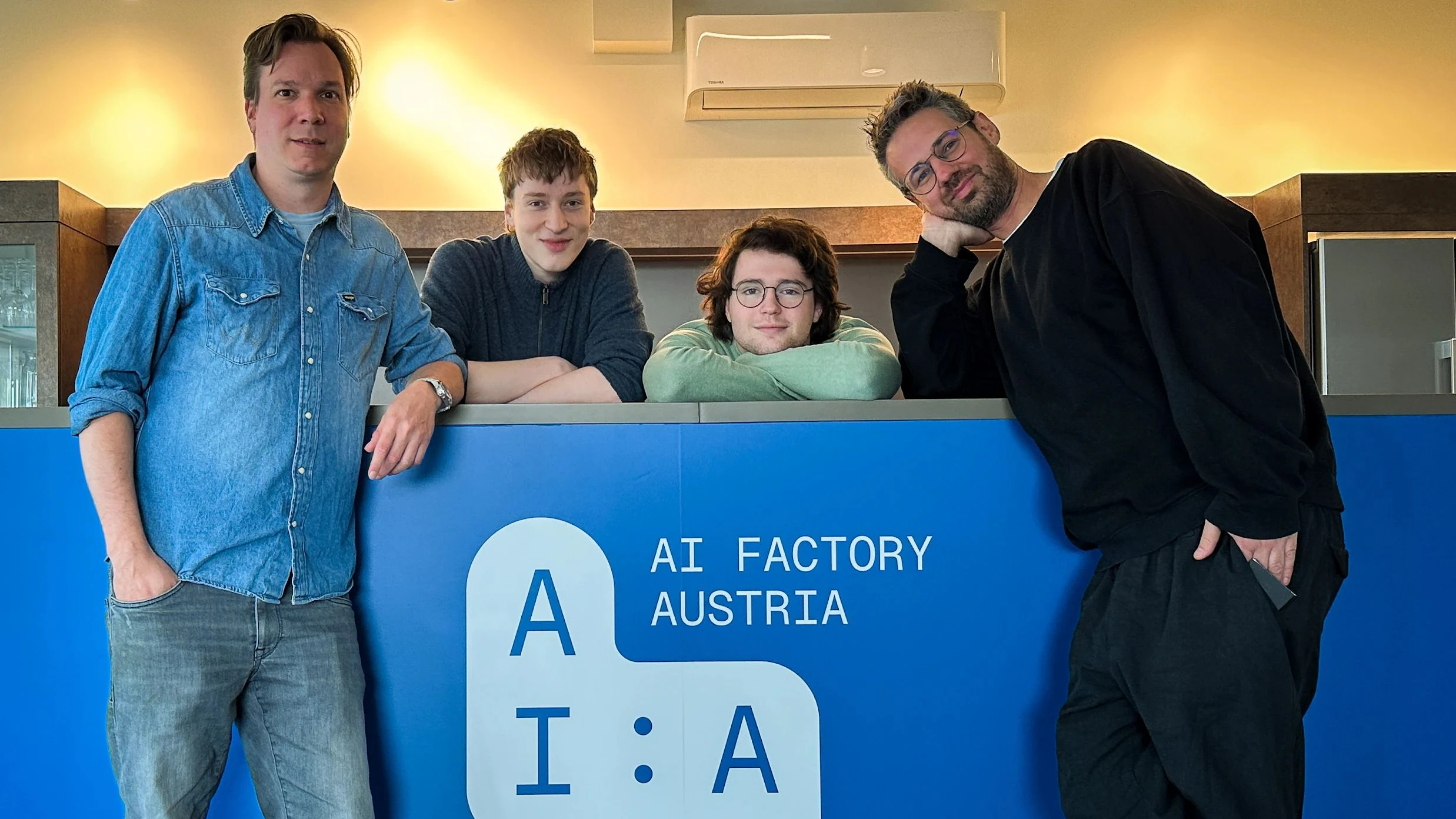 Das Wiener KI-Startup newsrooms.ai und das zu newsrooms.ai gehörende Medium Trending Topics verlegen ihren Sitz in den AI:AT Coworking Hub der AI Factory Austria AI:AT.
