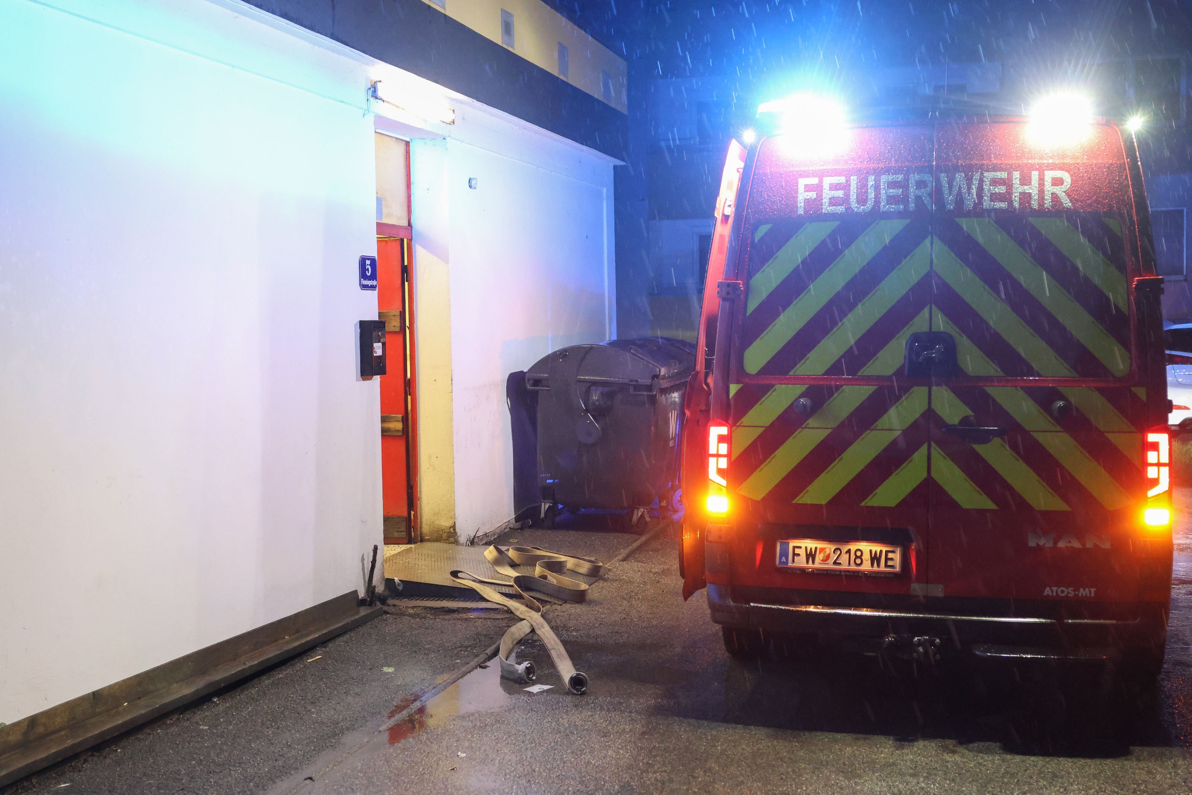 In Oberösterreich waren die Feuerwehren in der Nacht auf Mittwoch stark gefordert,