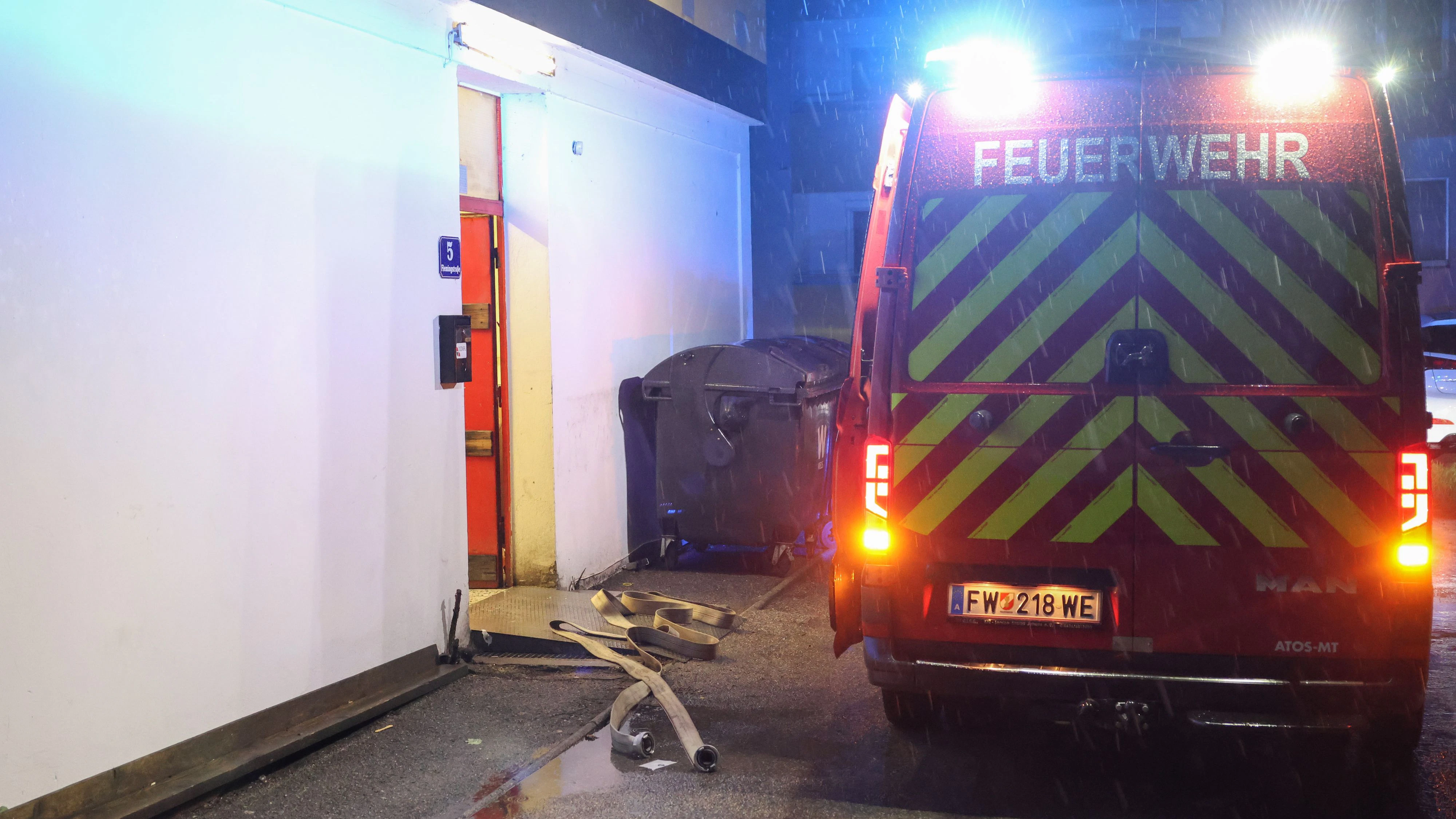 In Oberösterreich waren die Feuerwehren in der Nacht auf Mittwoch stark gefordert,