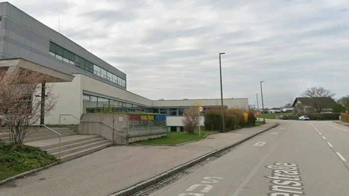Einer der drei neuen Rieder Radar-Standorte: die Gartenstraße, in der sich eine Schule befindet.