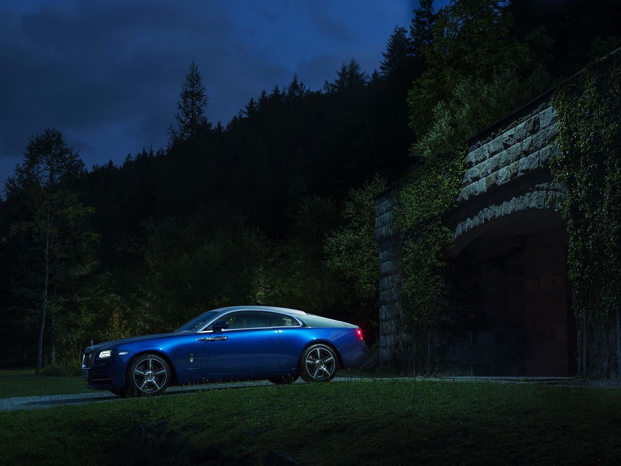 Rolls-Royce Spectre II: Luxus-Elektrocoupé
