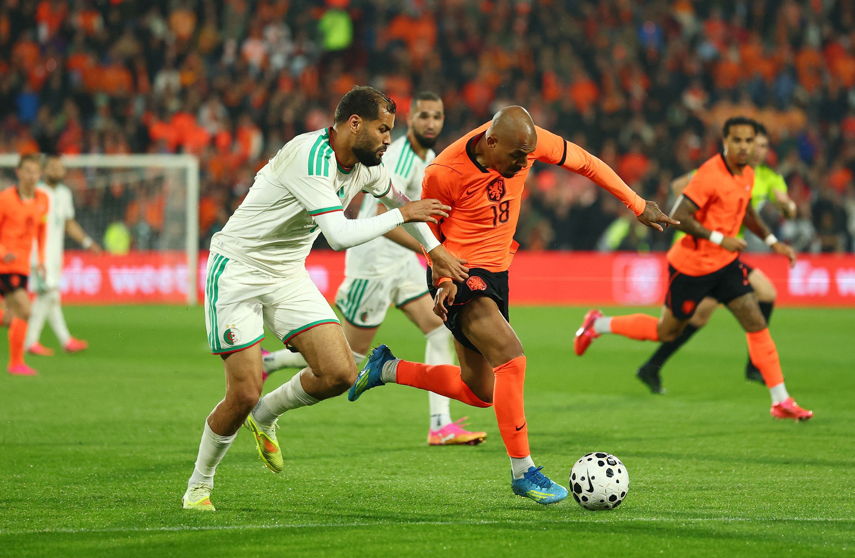 Algeriens Fußball-Nationalteam hat einen Test gegen die Niederlande gewonnen. 
