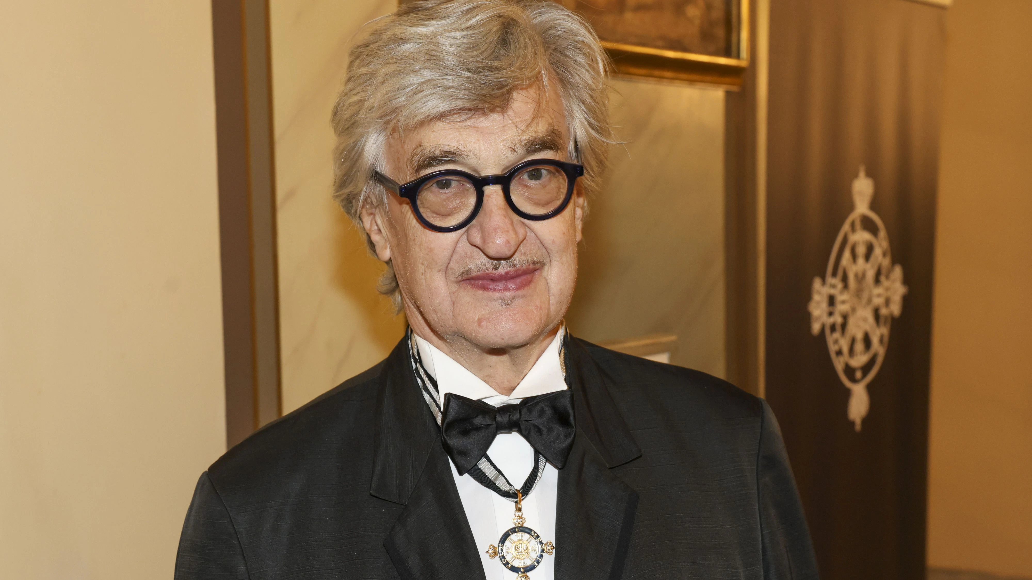Heute.at - Nacktszene mit 13-Jähriger: Wenders zieht Film zurück