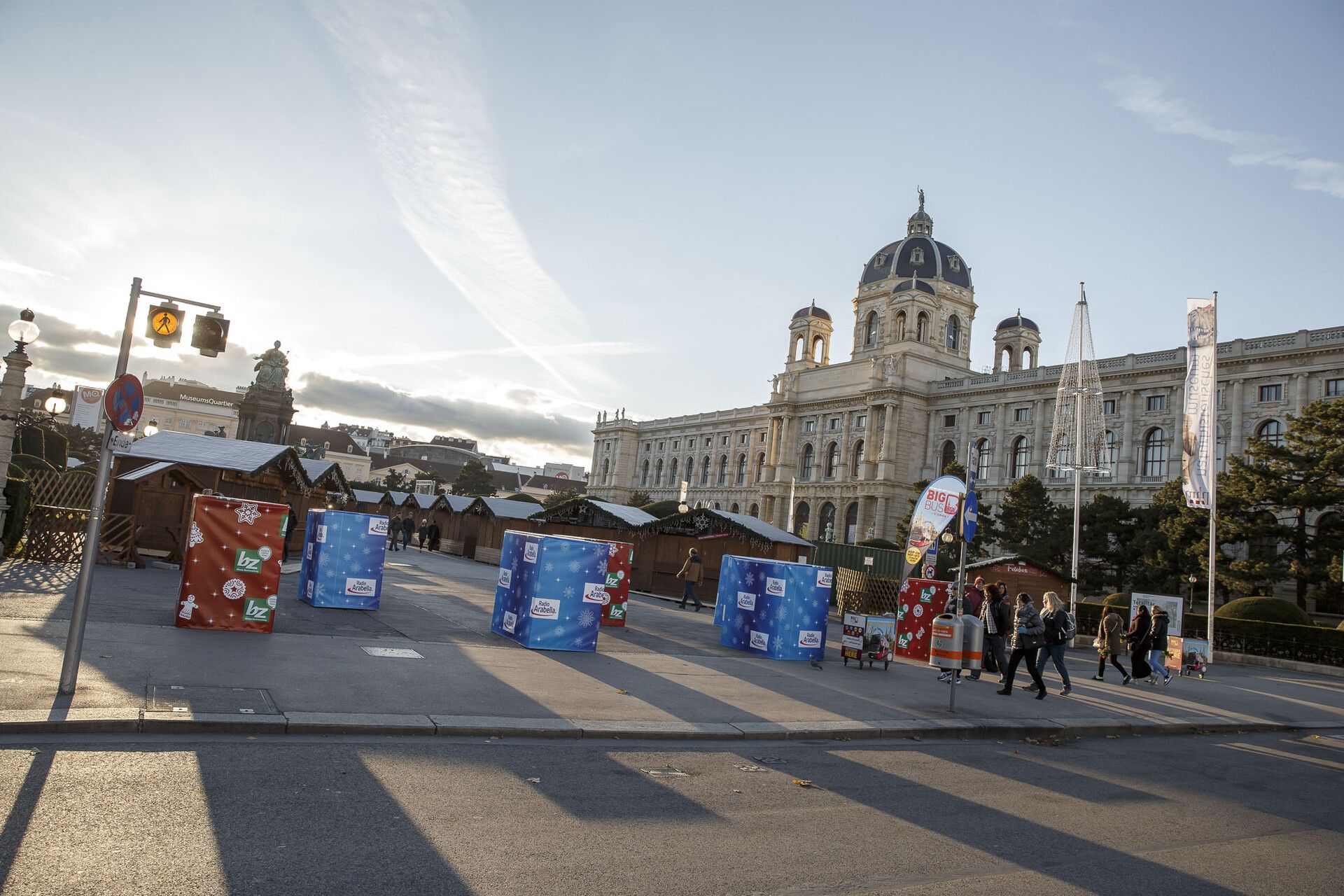 Zwischen dem Kunst- und dem Naturhistorischen Museum wird es im Winter erneut einen Christkindlmarkt geben. 