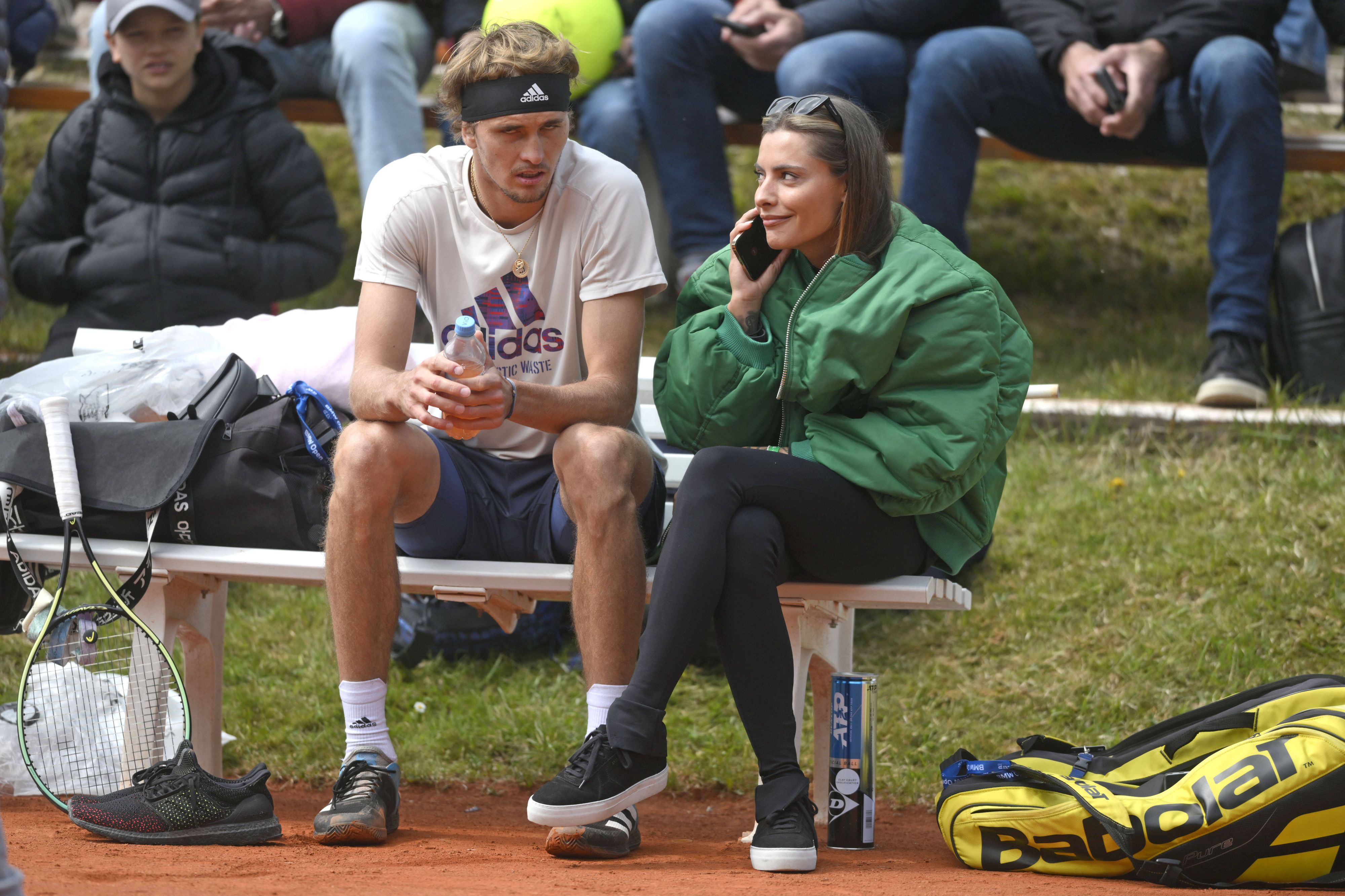 Heute.at - Thomalla zu Zverev: Was soll der Stuss?
