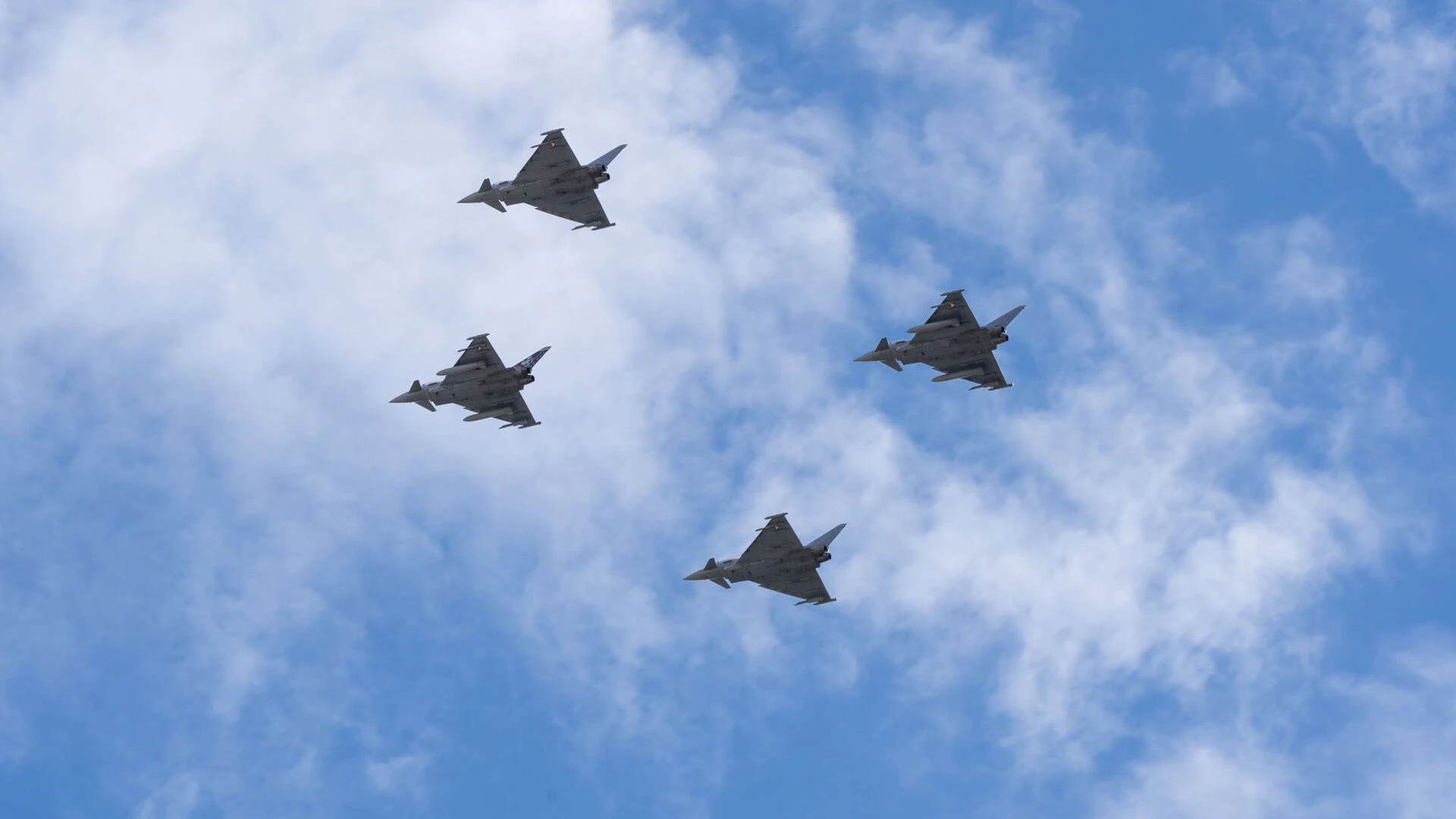 In den kommenden Tagen sind mehrere Überschallflüge der Eurofighter geplant.