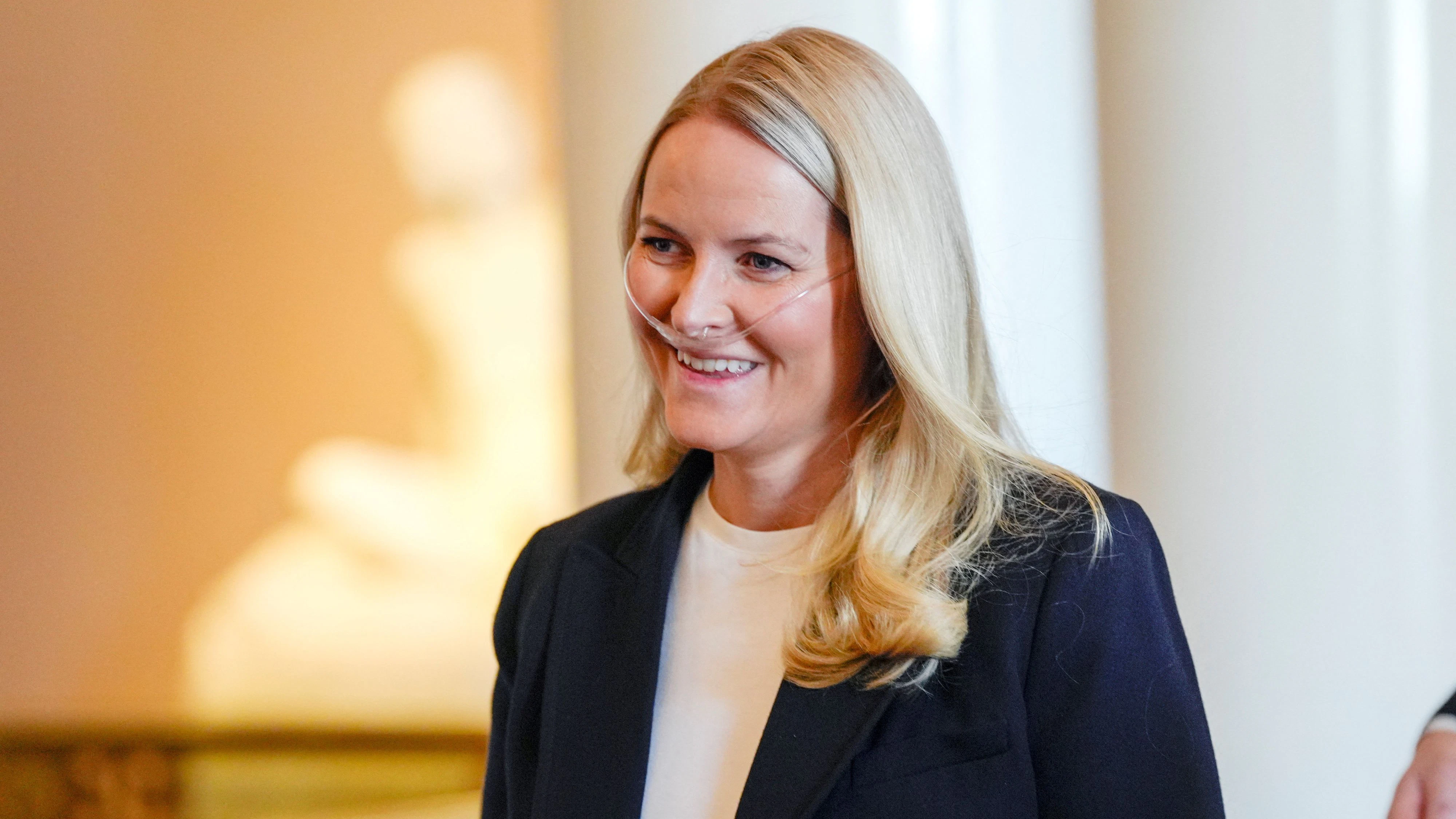 Die norwegische Kronprinzessin Mette-Marit erhielt nach nur zwei Wochen auf der Warteliste eine Spenderlunge für ihre Lungenfibrose-Erkrankung.