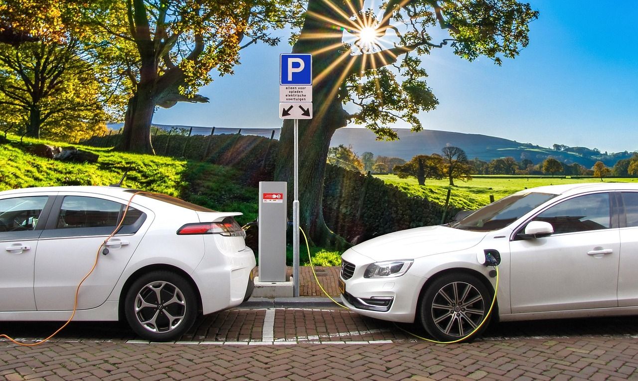 Elektroauto an der Ladestation