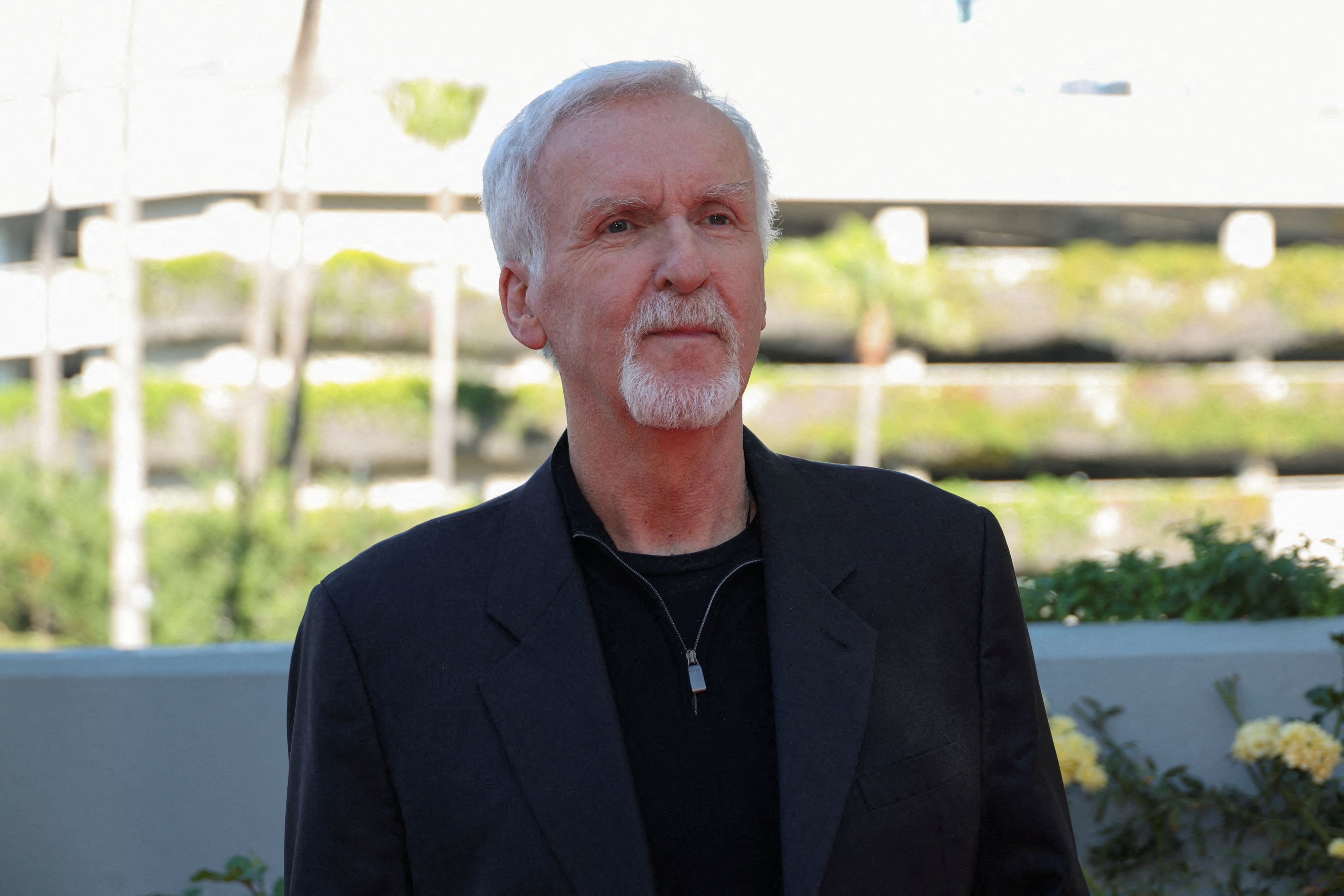 Heute.at - James Cameron holt sich eine 3D-Firma aus Bayern