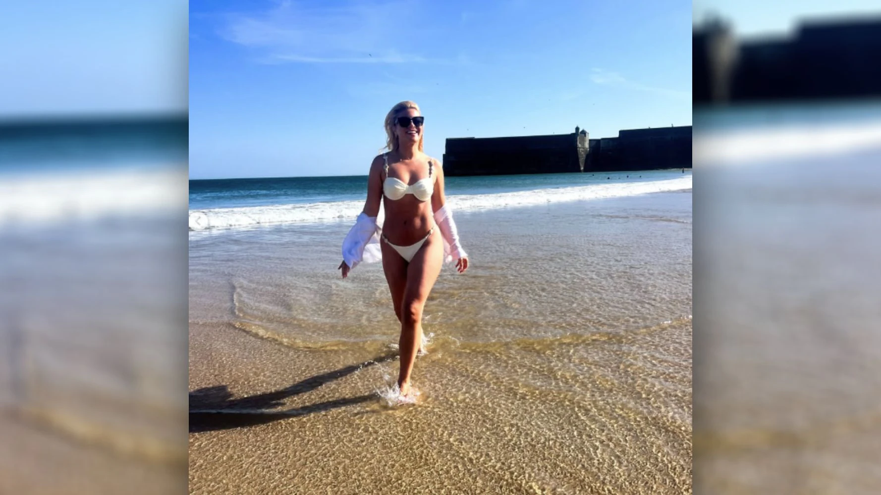  Katarina Baban am Strand.