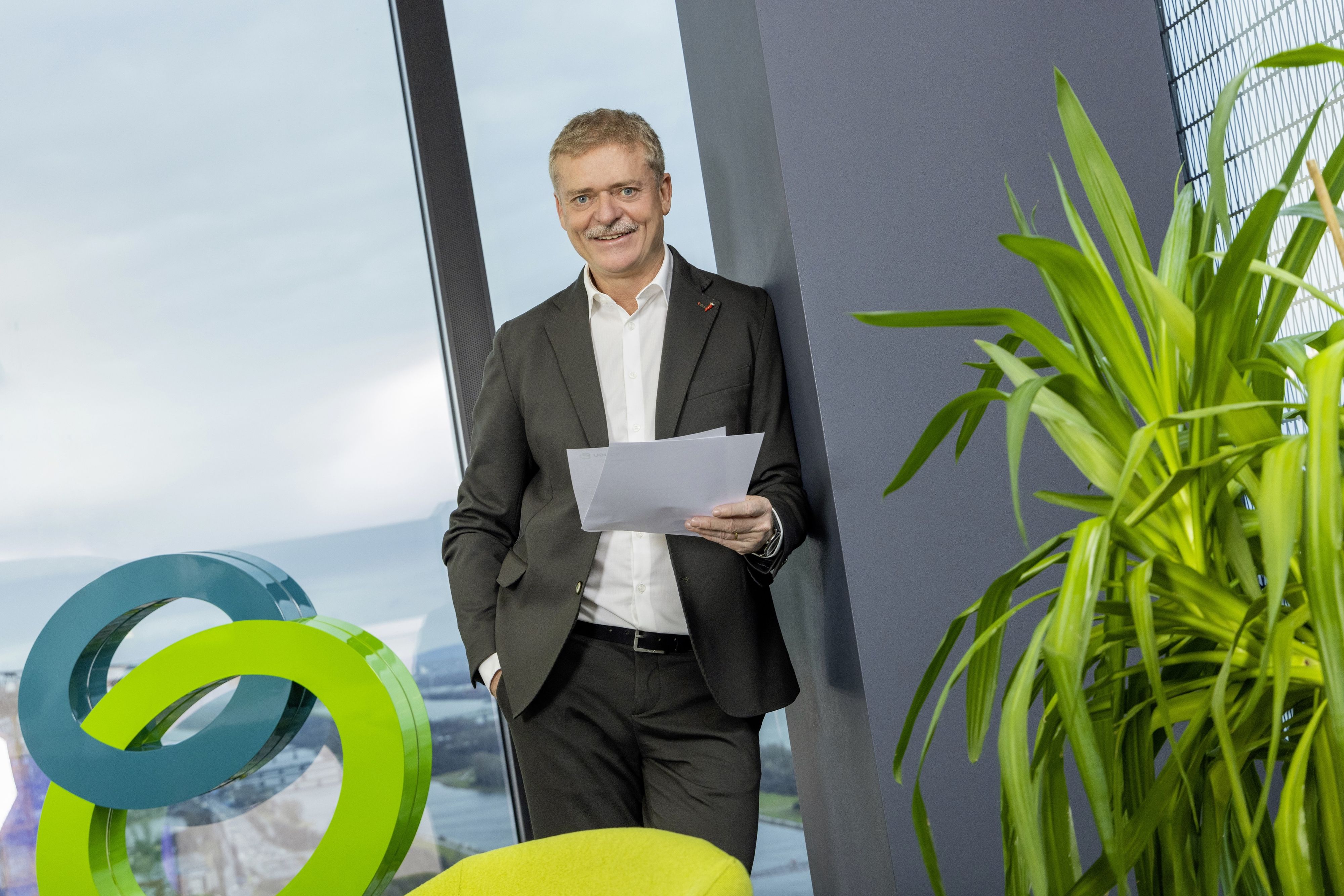 spusu-Gründer Franz Pichler steht heute an der Spitze eines Unternehmens mit einer Million Kundinnen und Kunden in Österreich, Italien, Großbritannien und der Schweiz.
