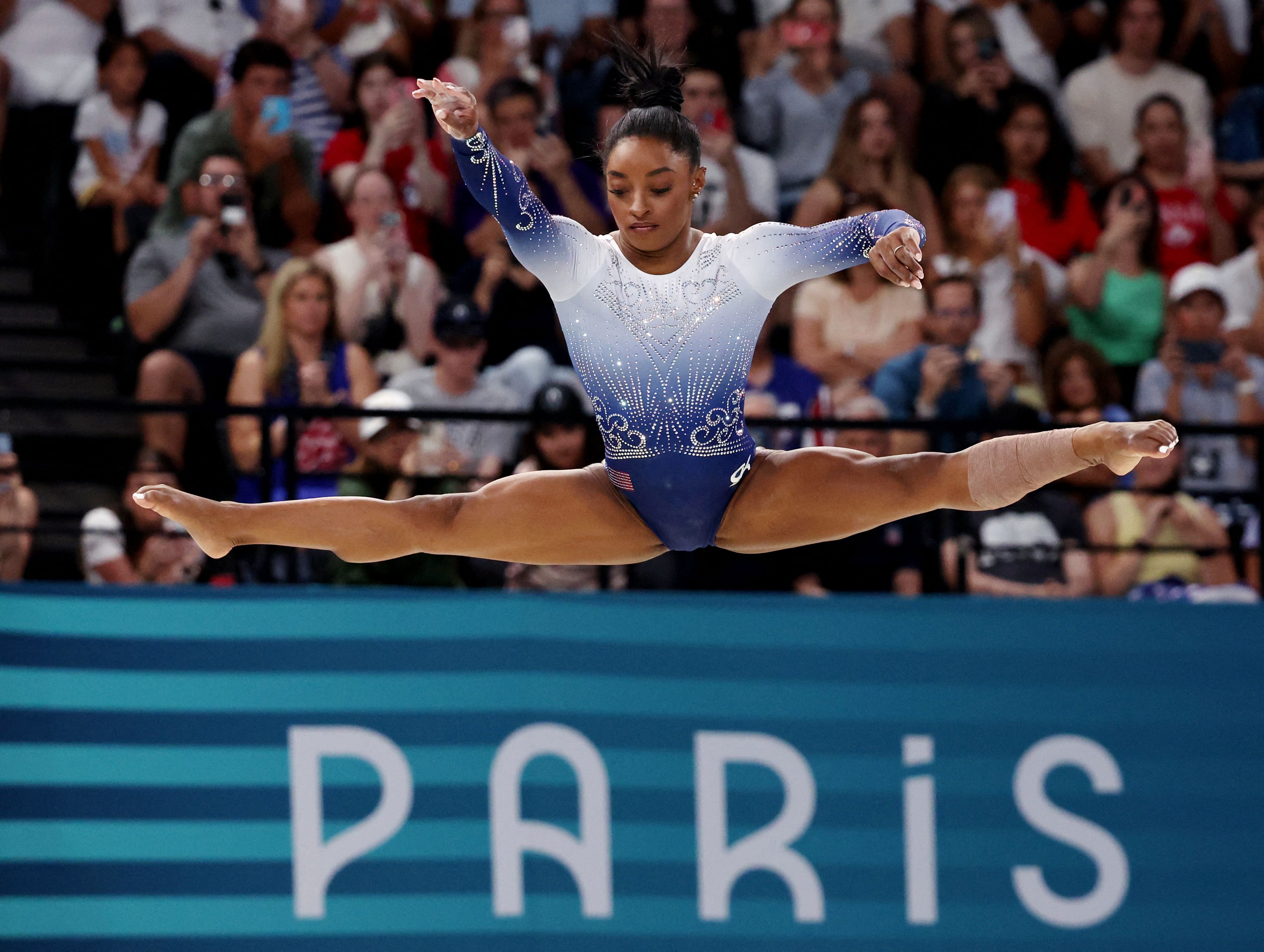 Heute.at - Turn-Ikone Biles schockt Fans: Wäre fast gestorben