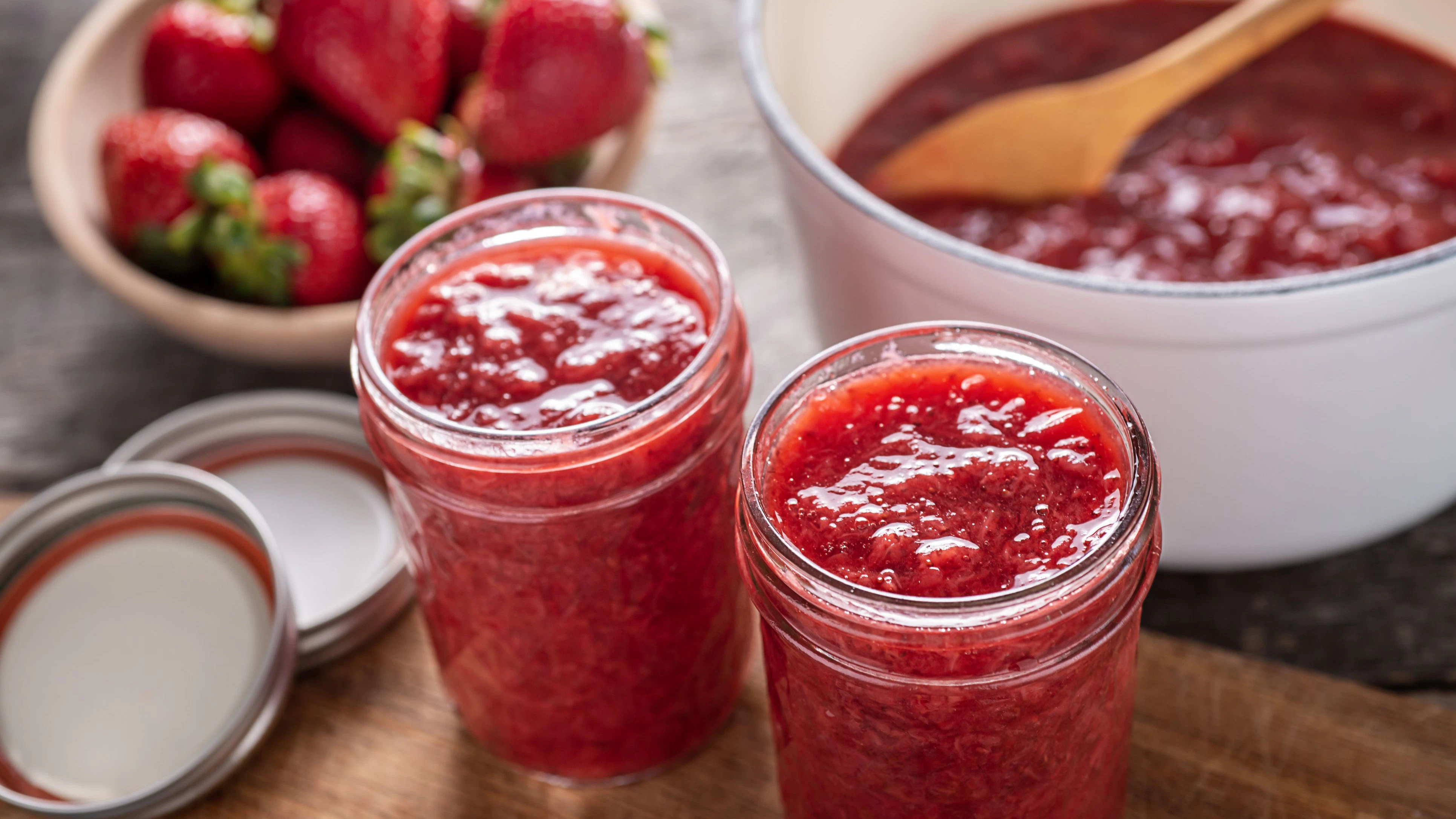 Tschüss, Konfitüre! Marmelade darf jetzt in Österreich auch wieder als Marmelade verkauft werden.