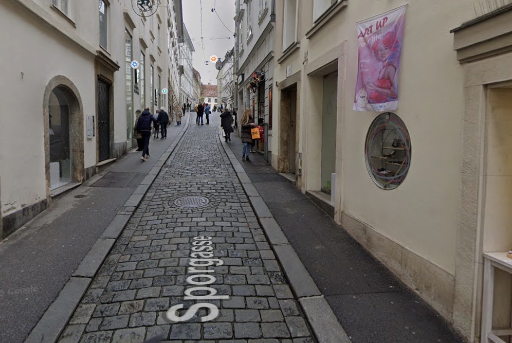 Nach 47 Jahren schließt in der Sporgasse ein bekanntes Schmuckgeschäft.