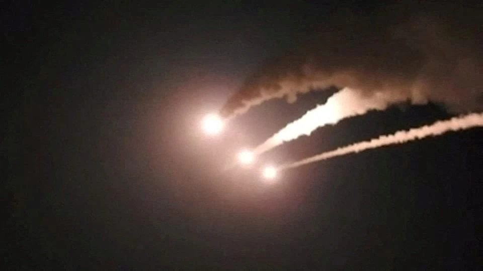 Iran launches missiles towards Israel, at an unknown location, in this still image taken from a video released June 7, 2026. Pool via WANA (West Asia News Agency)/ via REUTERS ATTENTION EDITORS - THIS PICTURE WAS PROVIDED BY A THIRD PARTY. IRAN OUT. NO COMMERCIAL OR EDITORIAL SALES IN IRAN. NO USE BBC PERSIAN. NO USE VOA PERSIAN. NO USE MANOTO. NO USE IRAN INTERNATIONAL. NO USE RADIO FARDA. NO USE ISRAEL.  Verification lines: Reuters could not verify the date and location of the footage. No older versions were found posted online before June 7. Iran's State media reported waves of missiles towards Israel. The Israeli military said it had identified missiles launched from Iran on June 7. ISRAEL OUT. NO COMMERCIAL OR EDITORIAL SALES IN ISRAEL