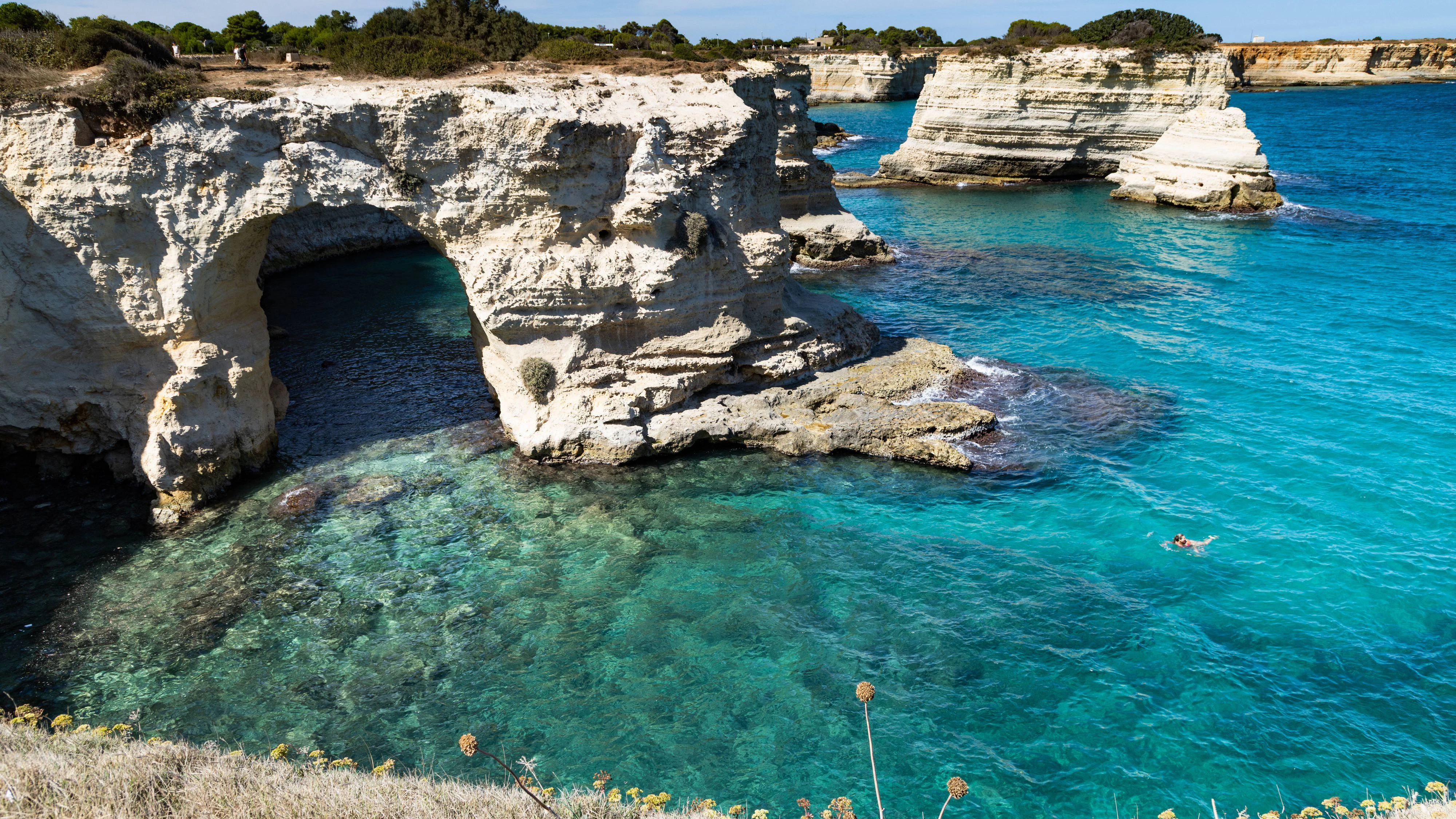 Faraglioni di Sant Andrea in Salento Italien Faraglioni di Sant Andrea in Salento Italien LicenseRF Copyright: xZoonar.com/MelindaxNagyx 24146504